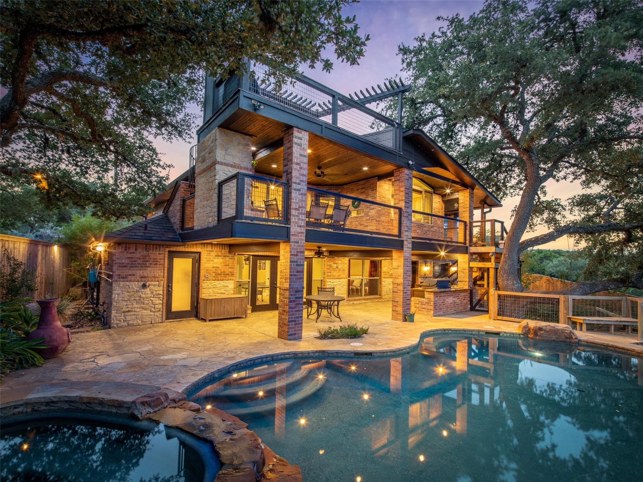 259 Oak Hideaway Dr