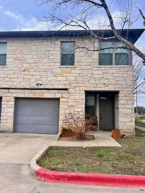 1201 Grove Blvd #1901