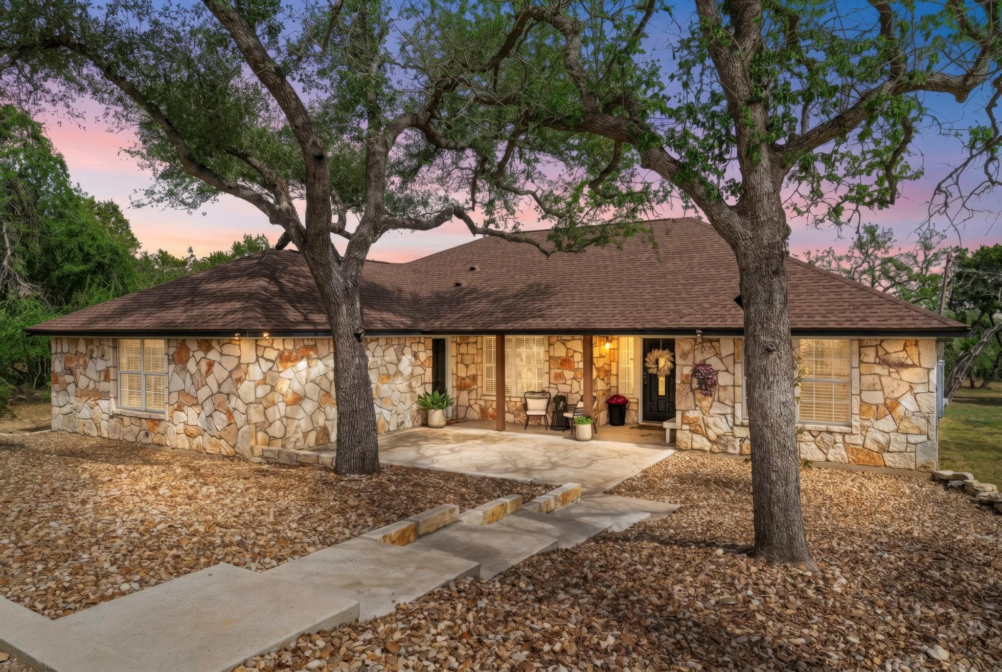 1003 Sunset Canyon Dr S