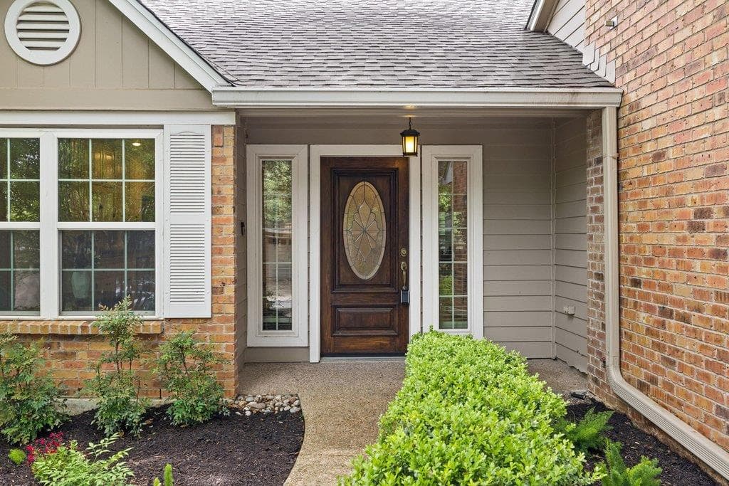 3815 Williamsburg Cir