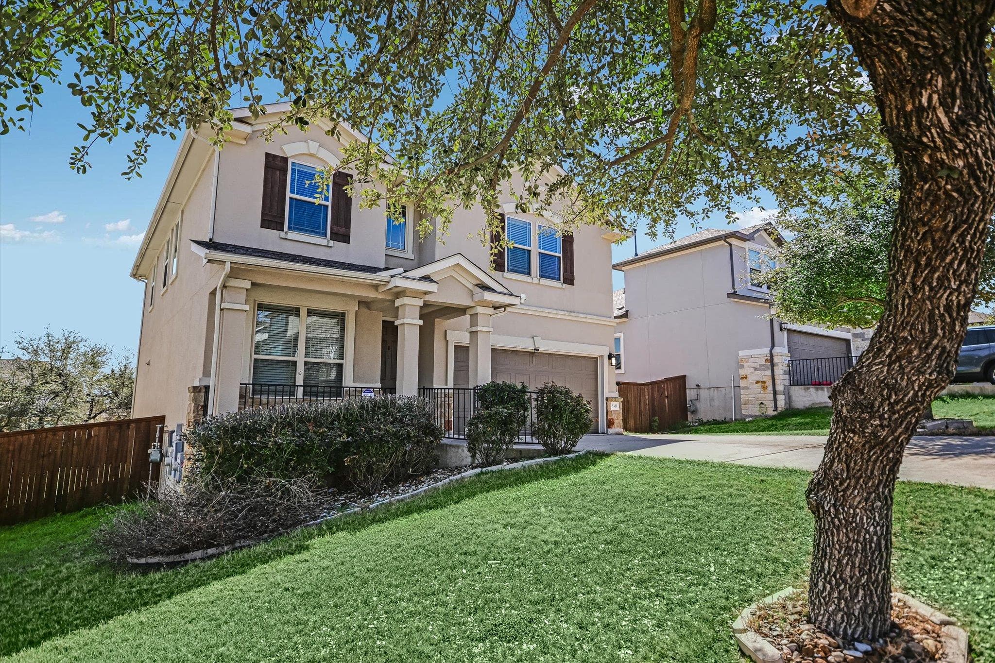 5321 Del Dios Way
