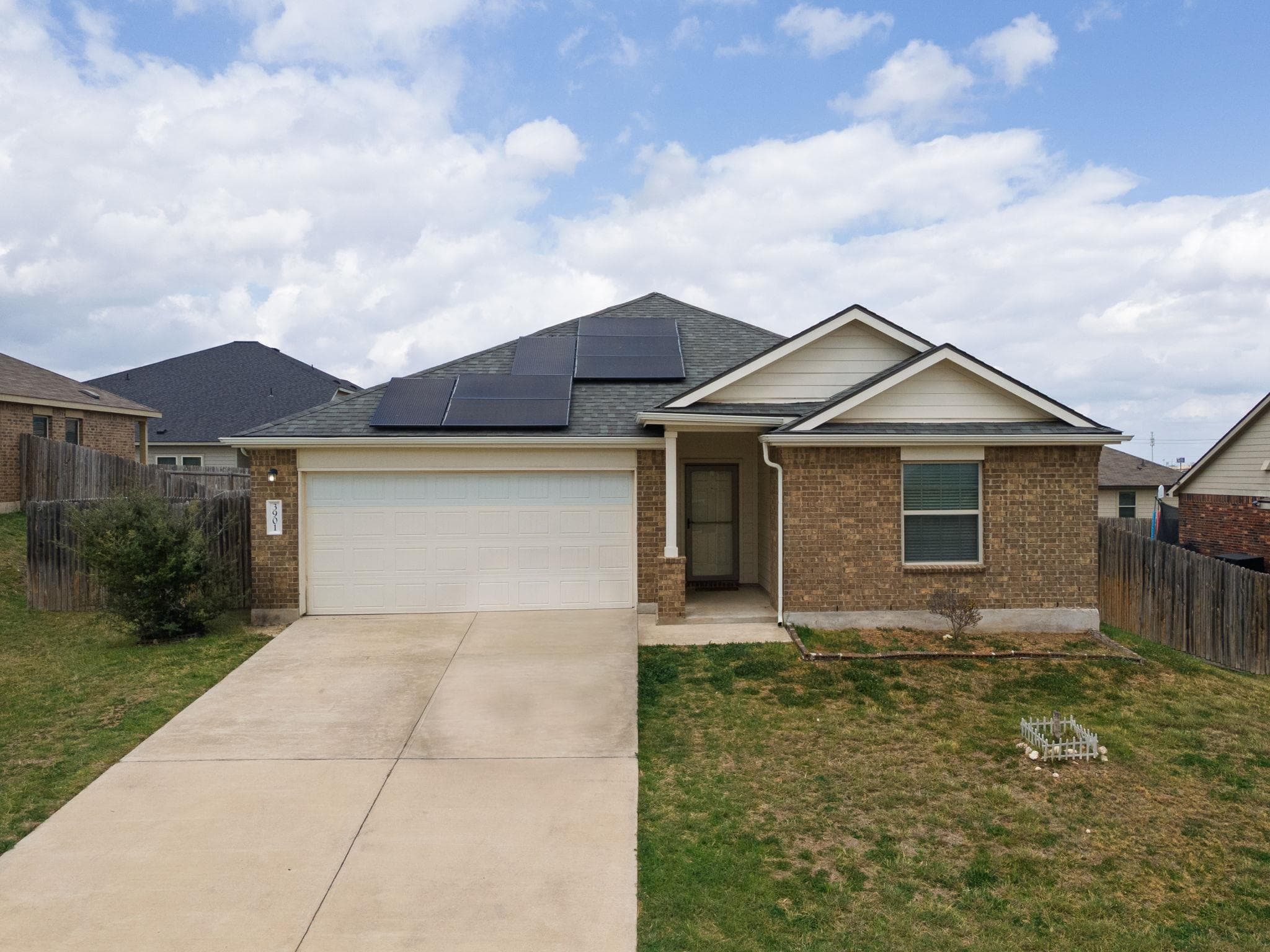 3901 Endicott Dr