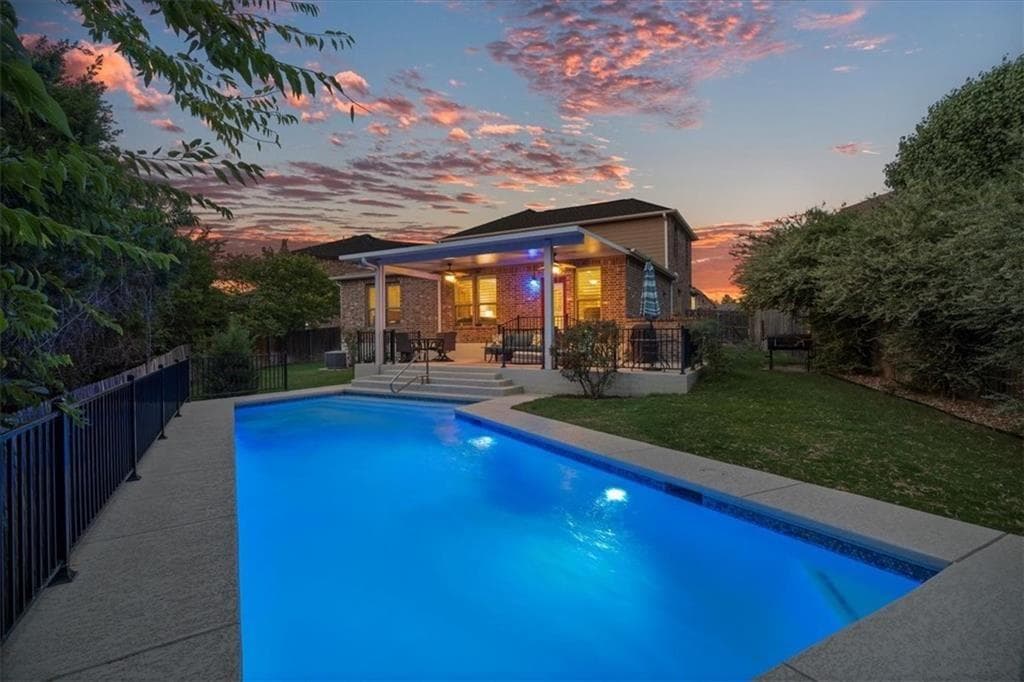 900 Lily Pad Ln