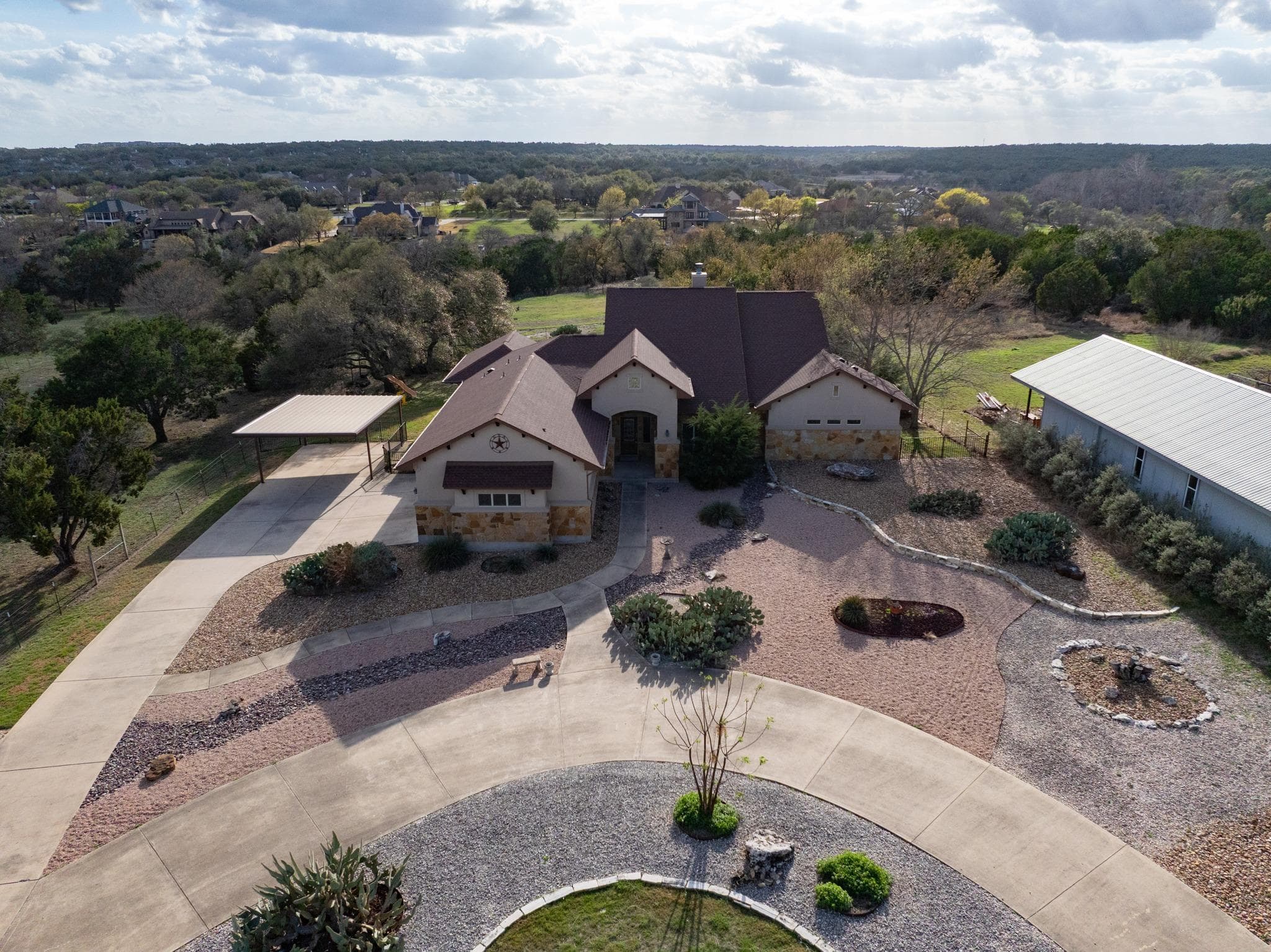 204 Skyline Rd