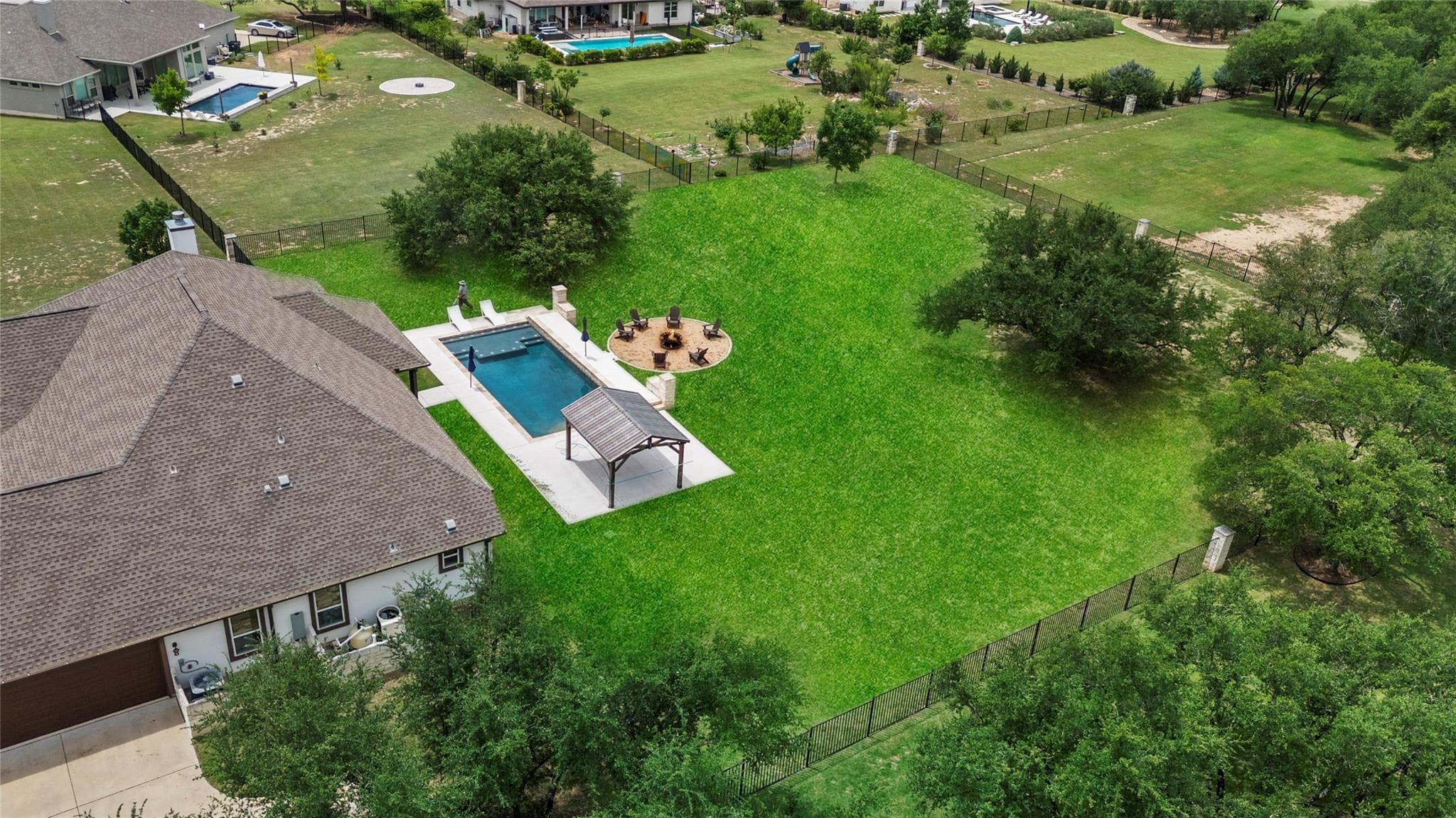 112 Red Mulberry Way