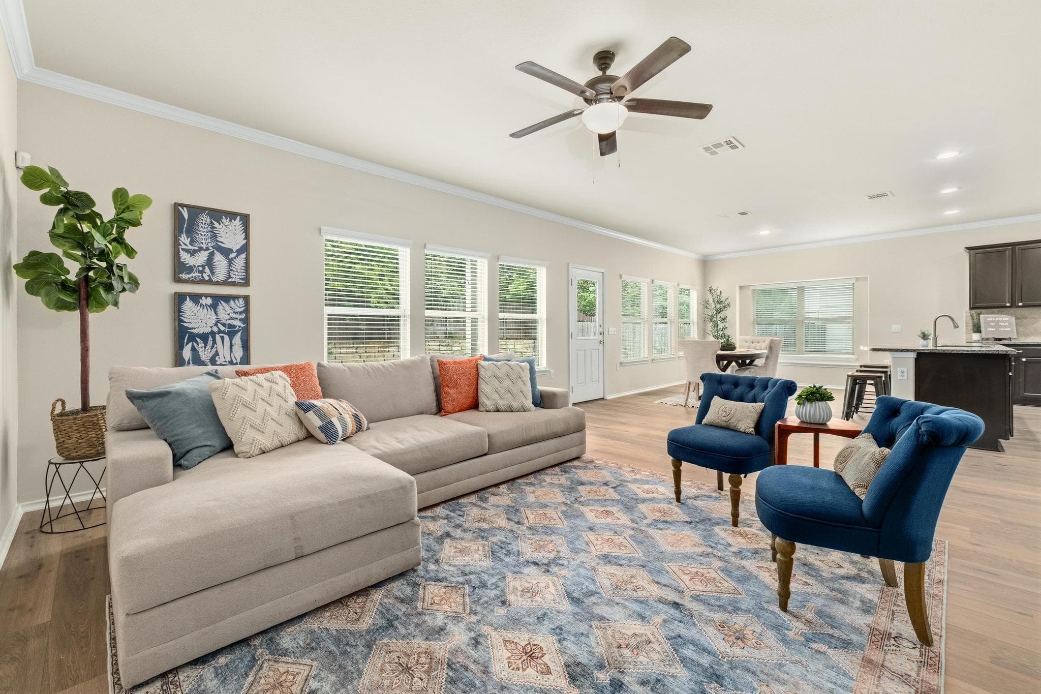 10124 Pinnacle Crest Loop
