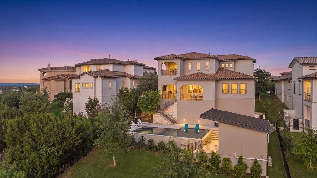 206 Majestic Arroyo Way