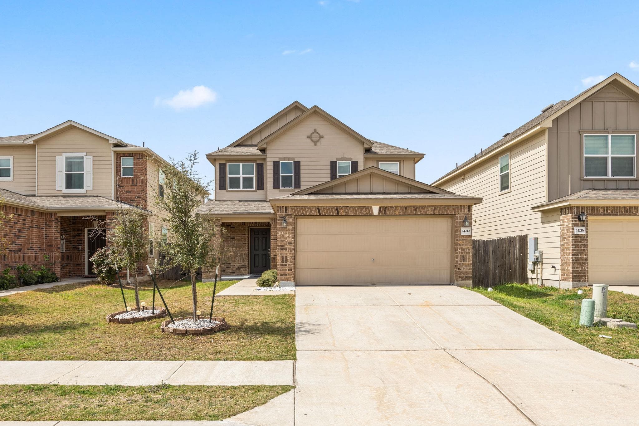 14212 James Buchanan St