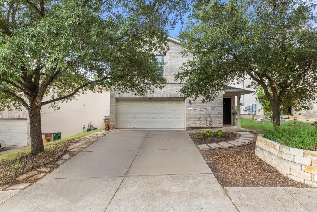 8716 Davis Oaks Trl