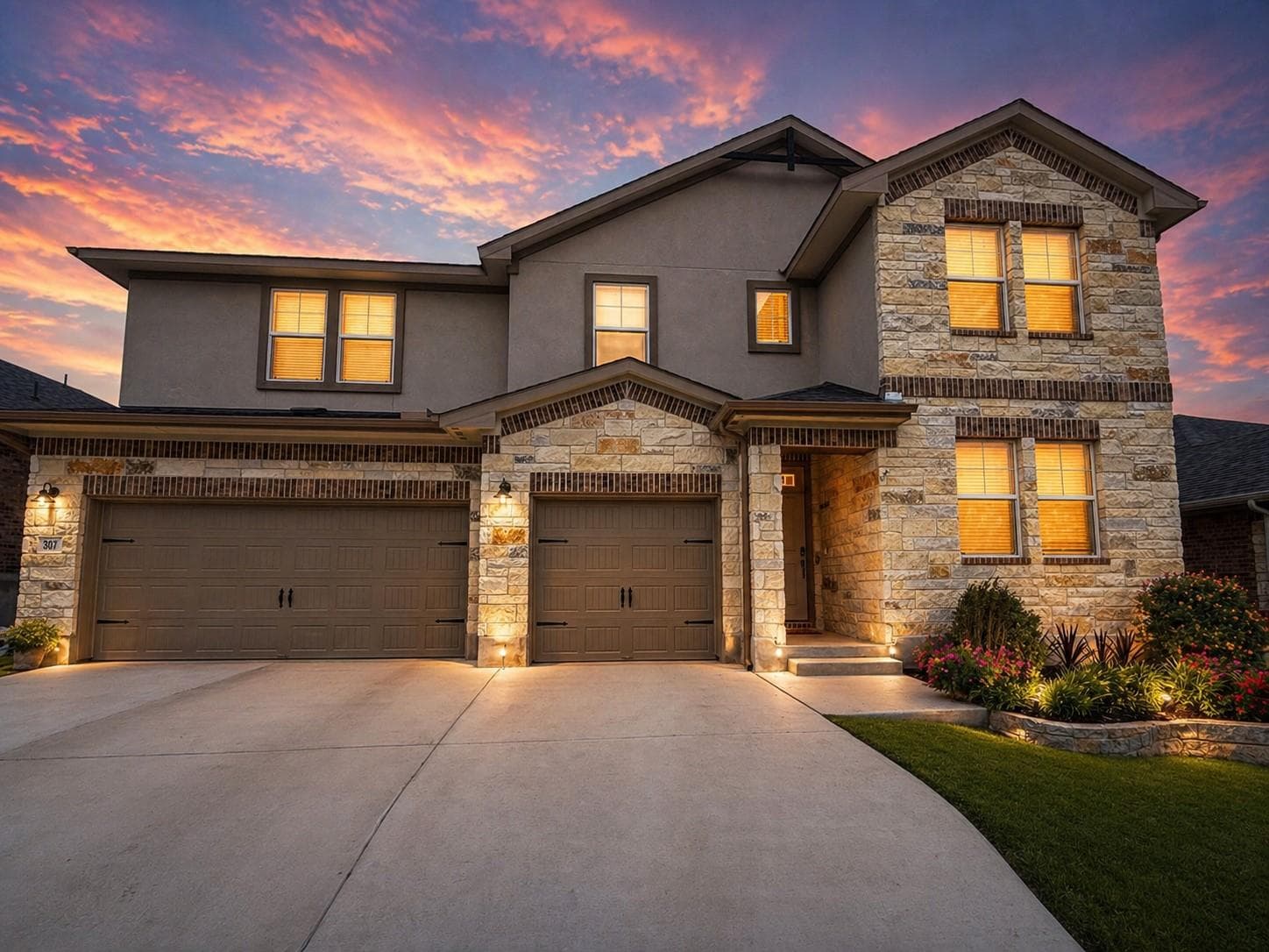 307 Cathedral Mountain Dr