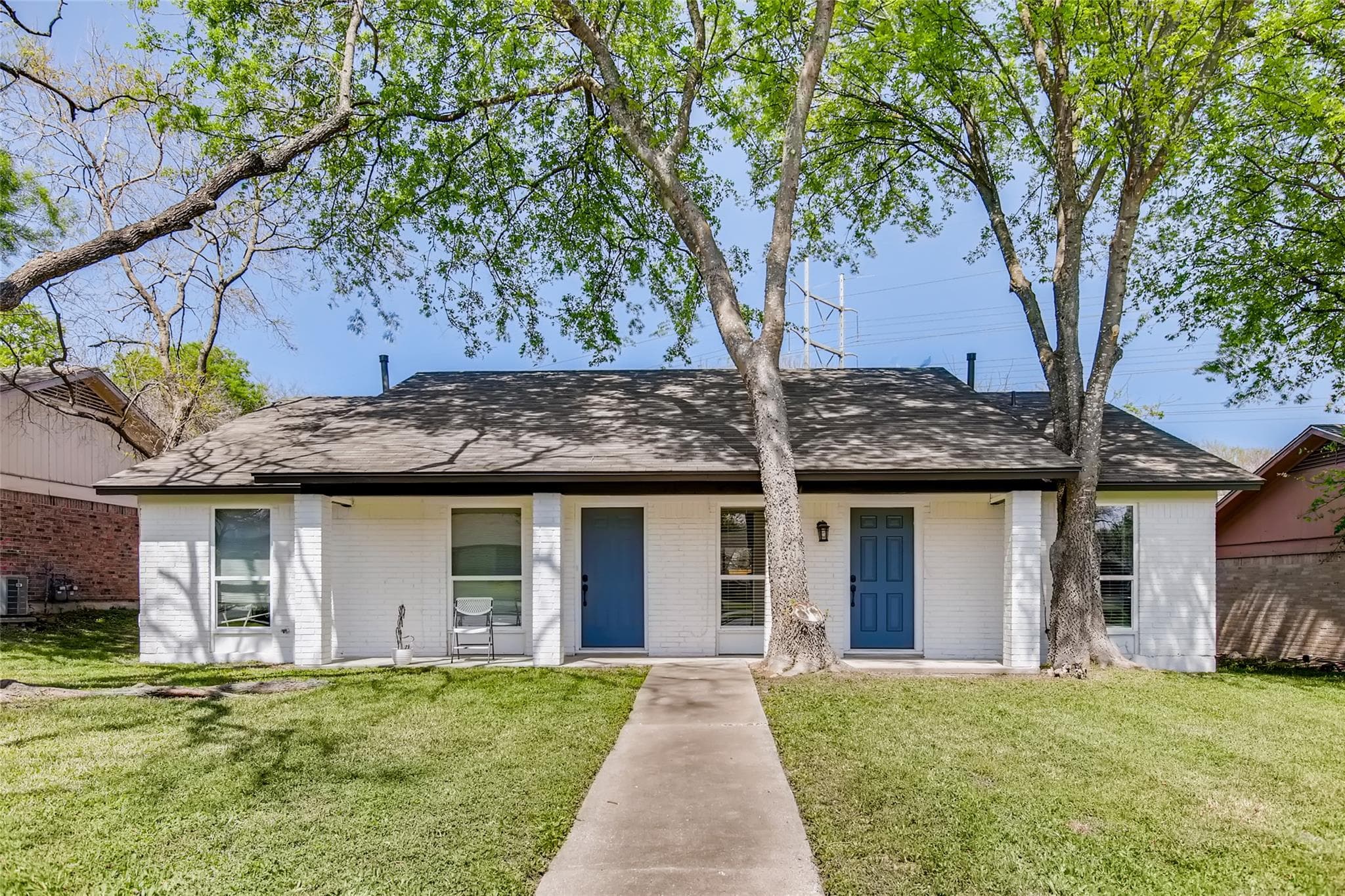 312 W William Cannon Dr #A & B