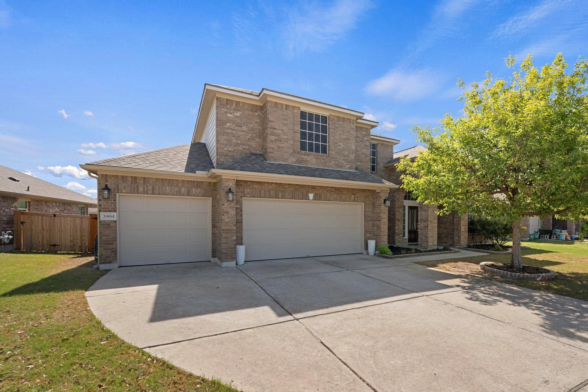 3904 Brean Down Rd