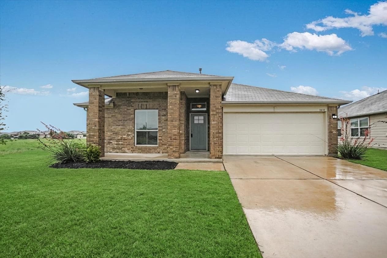 1011 Pembroke Ct