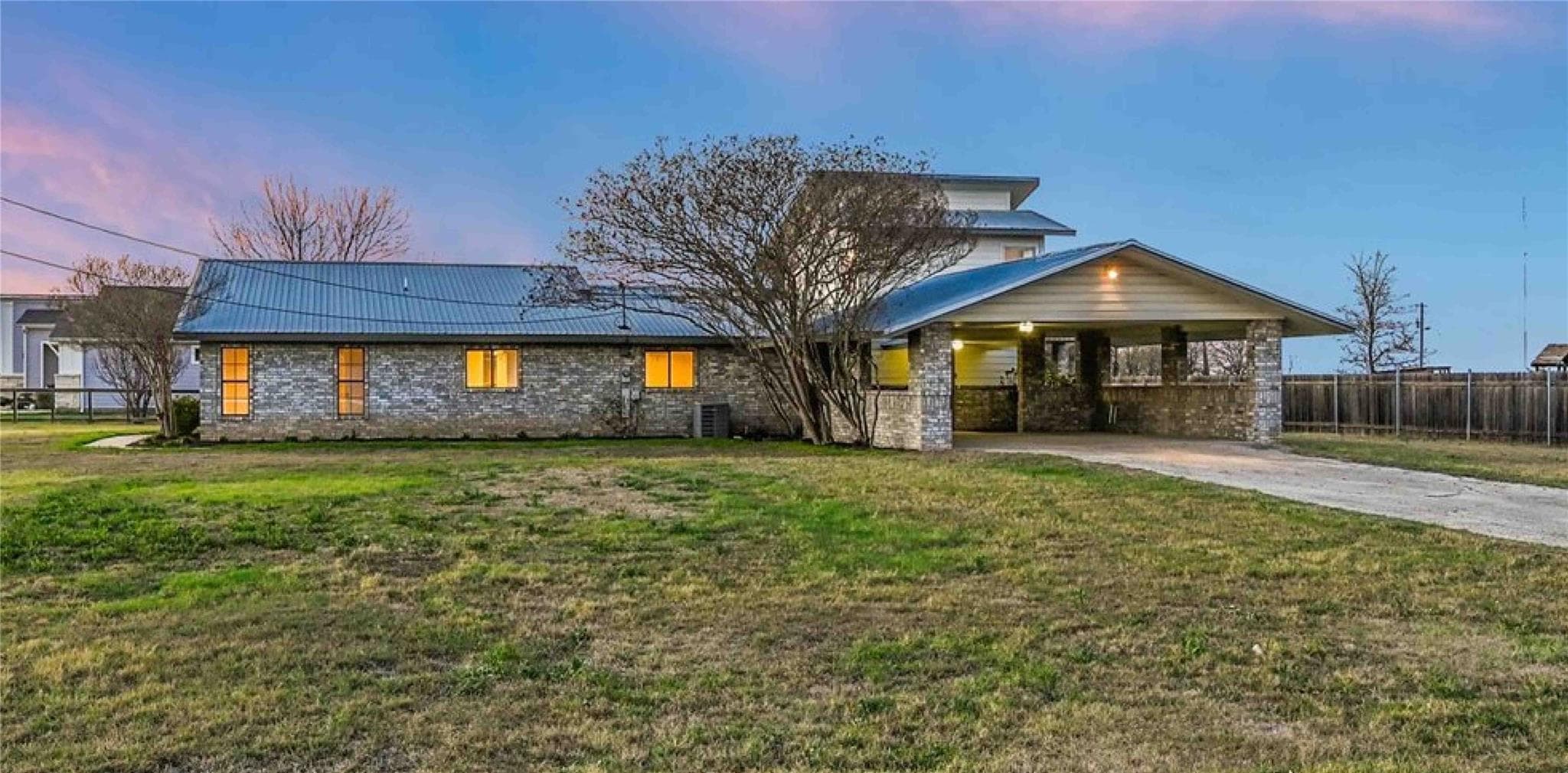 122 Forest Lake Dr