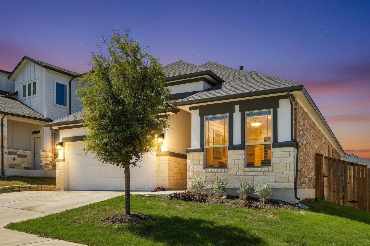 12704 Bloomington Dr