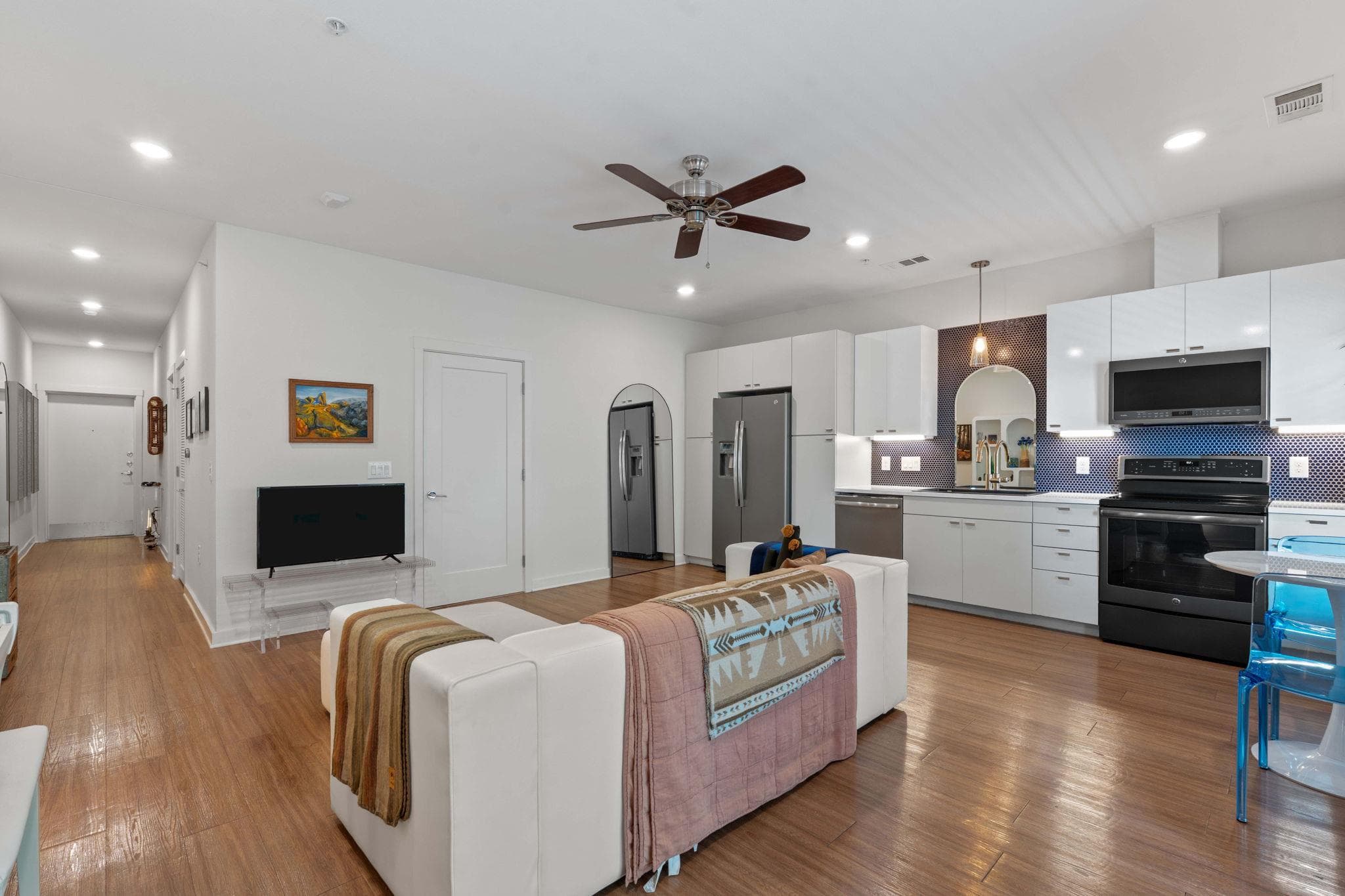 4361 S Congress Ave #322