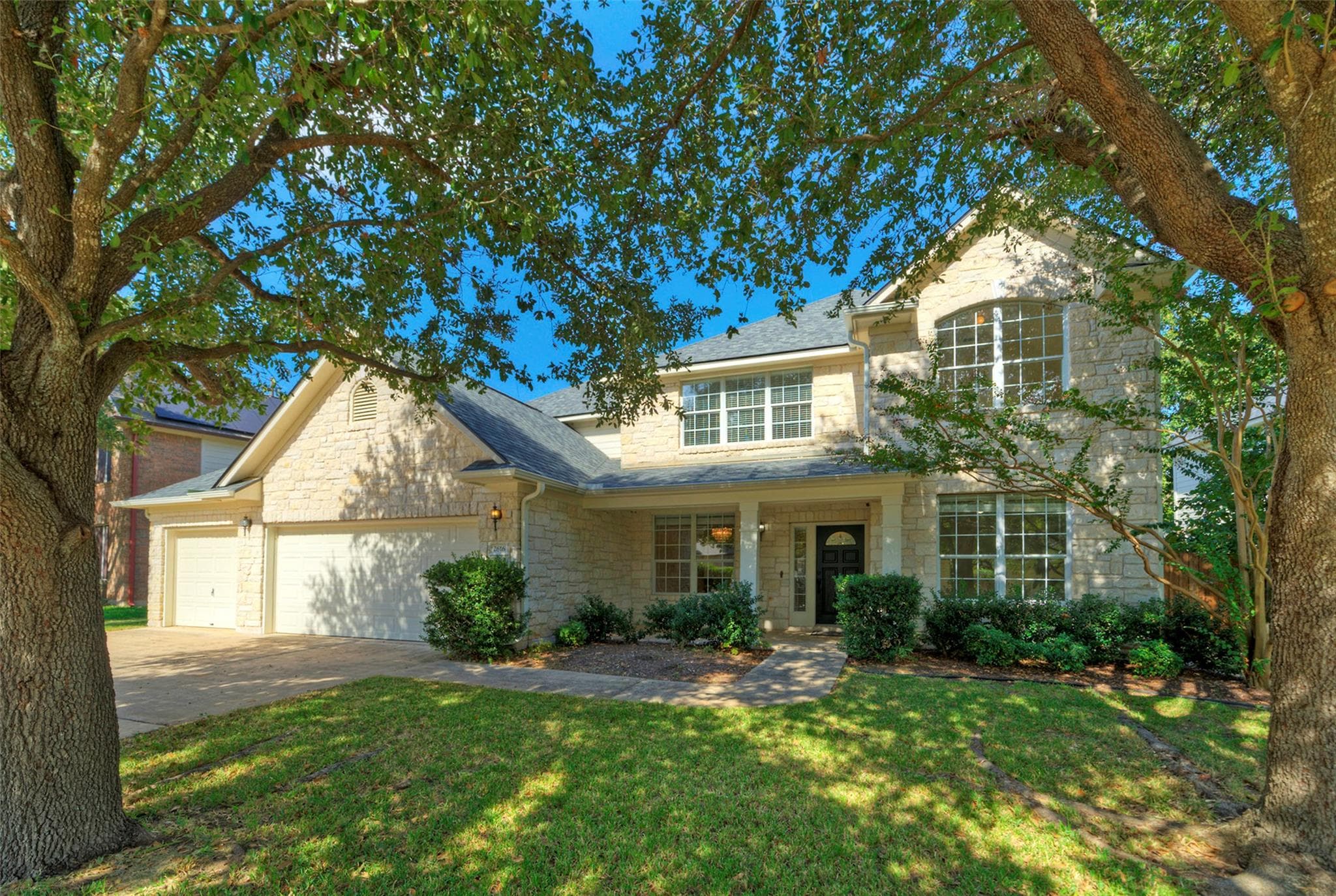 2616 Henley Dr