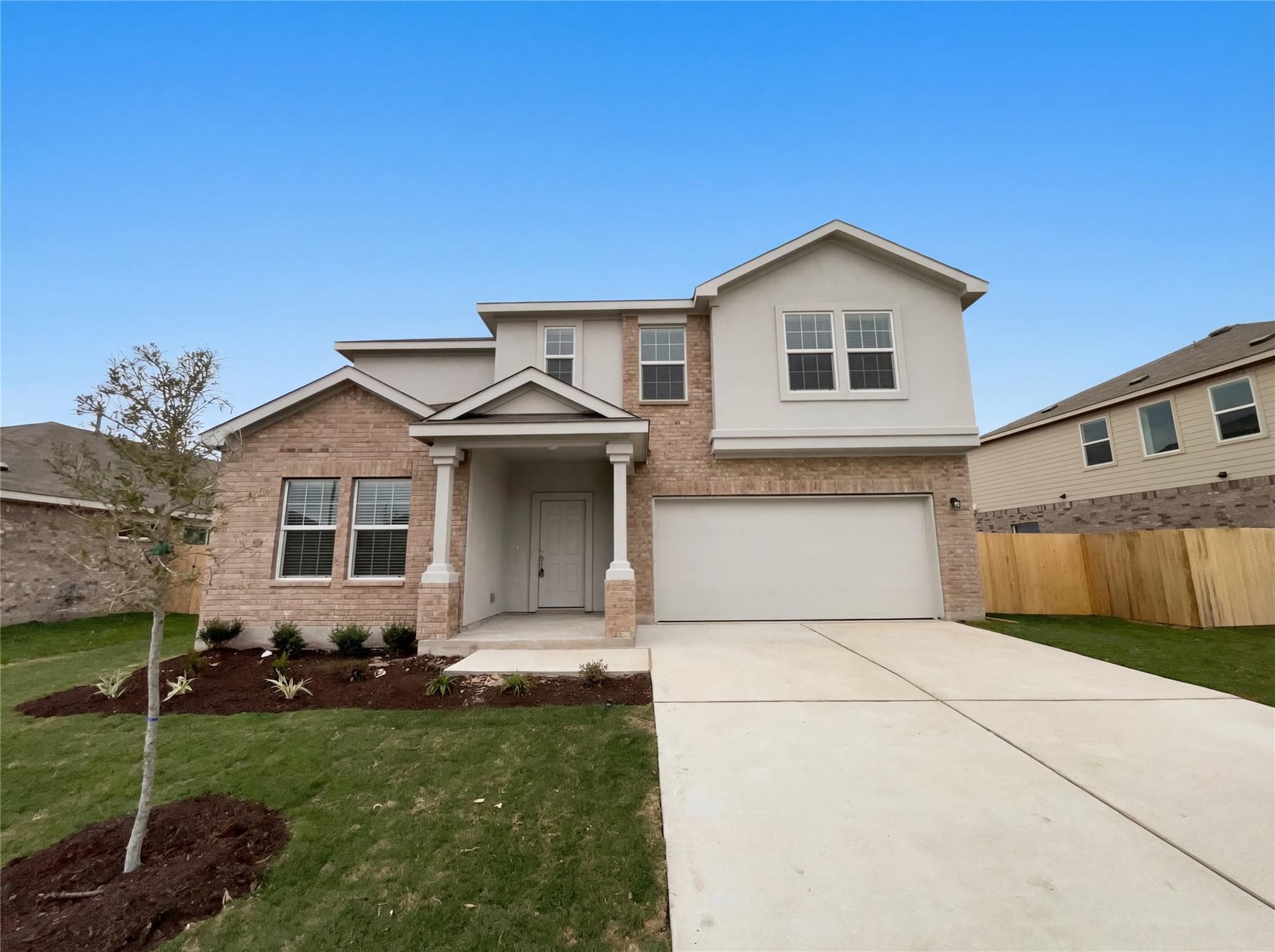 501 Vantage Dr