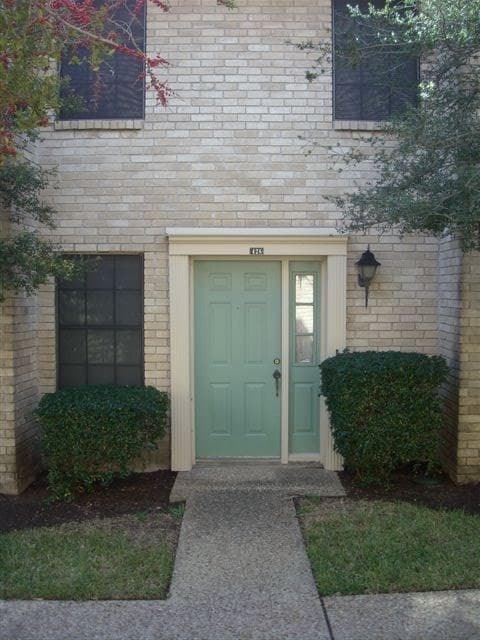 8400 Jamestown Dr #426