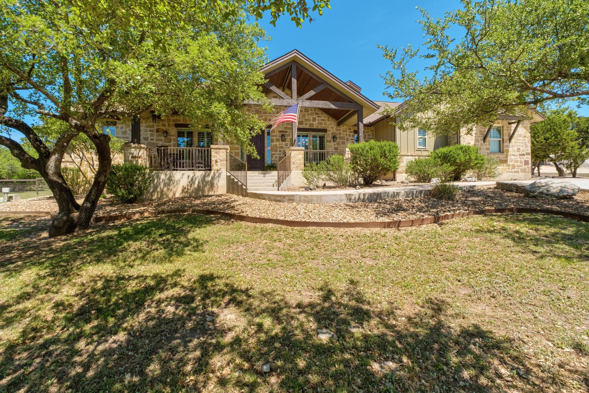 337 Golden Eagle Ln