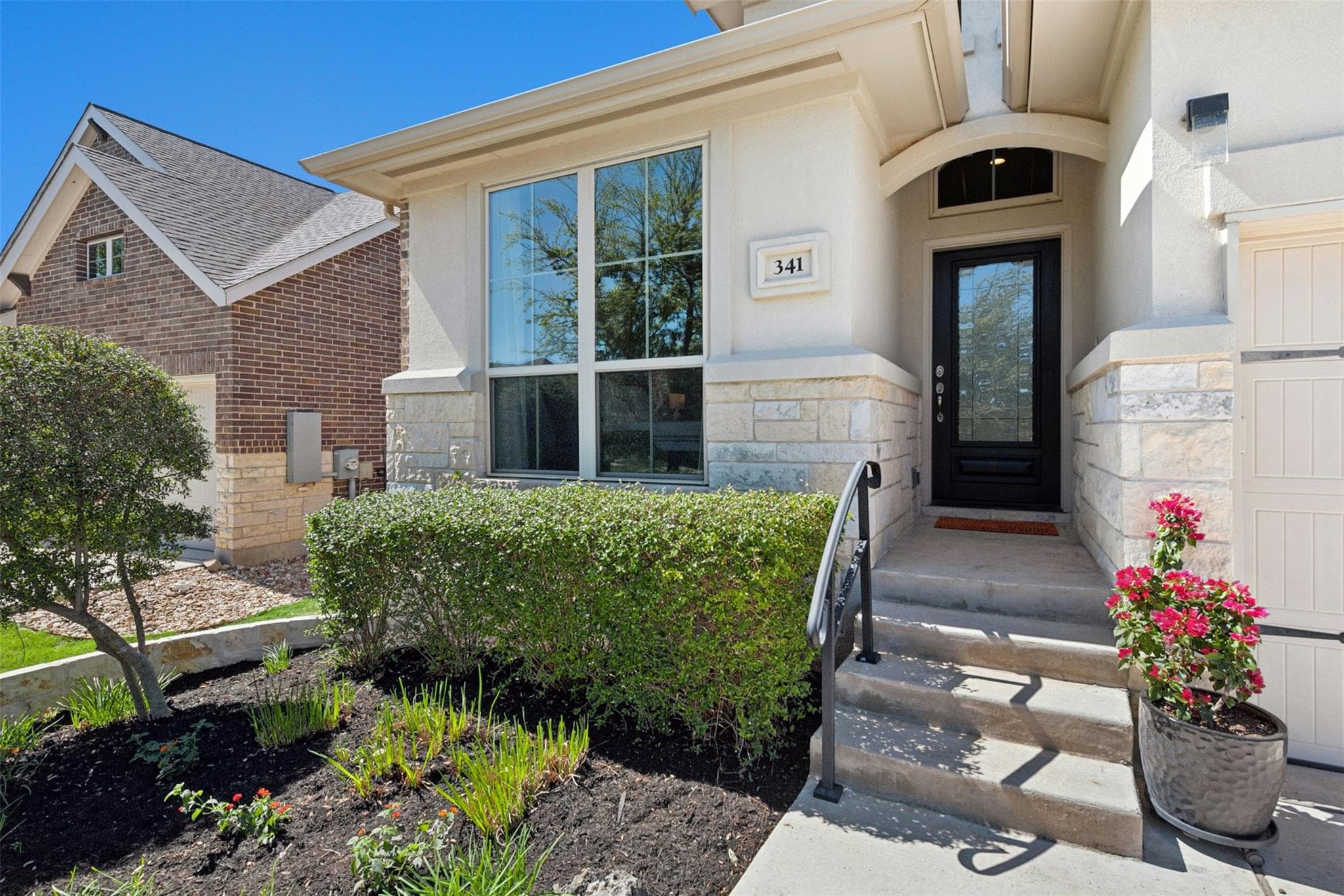 341 Crossvine Trl