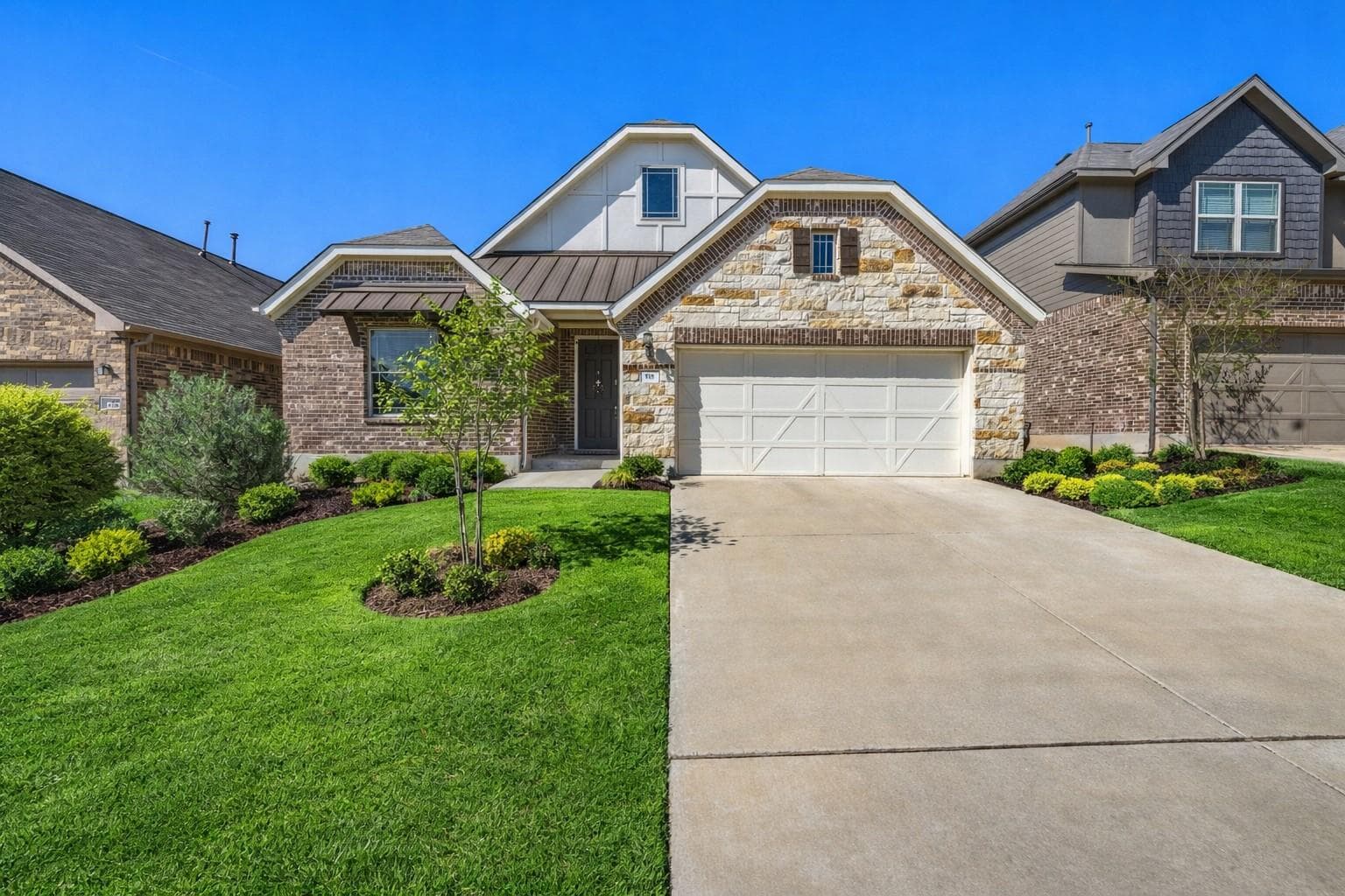 918 Leadtree Loop