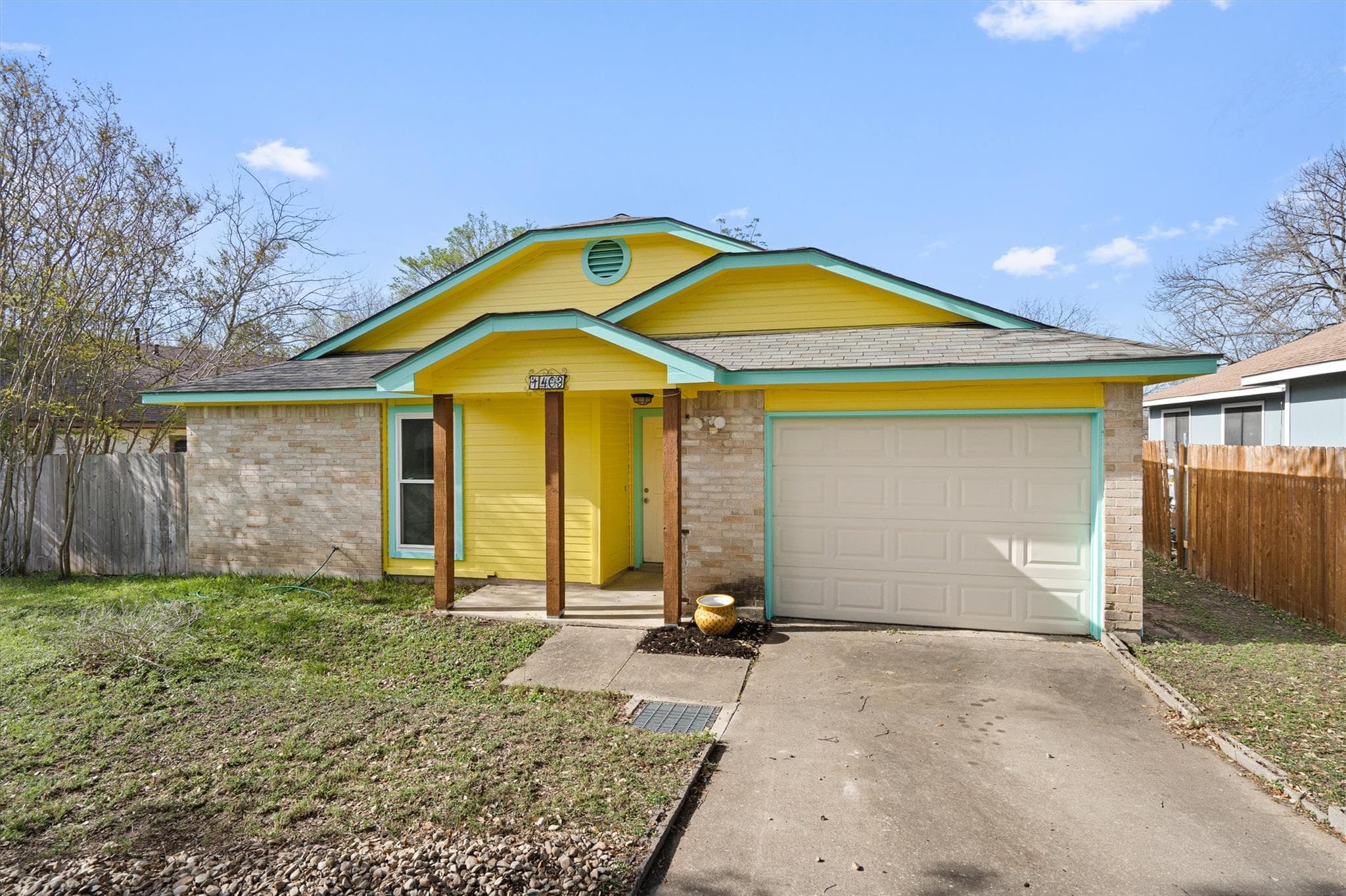 1403 Alma Dr