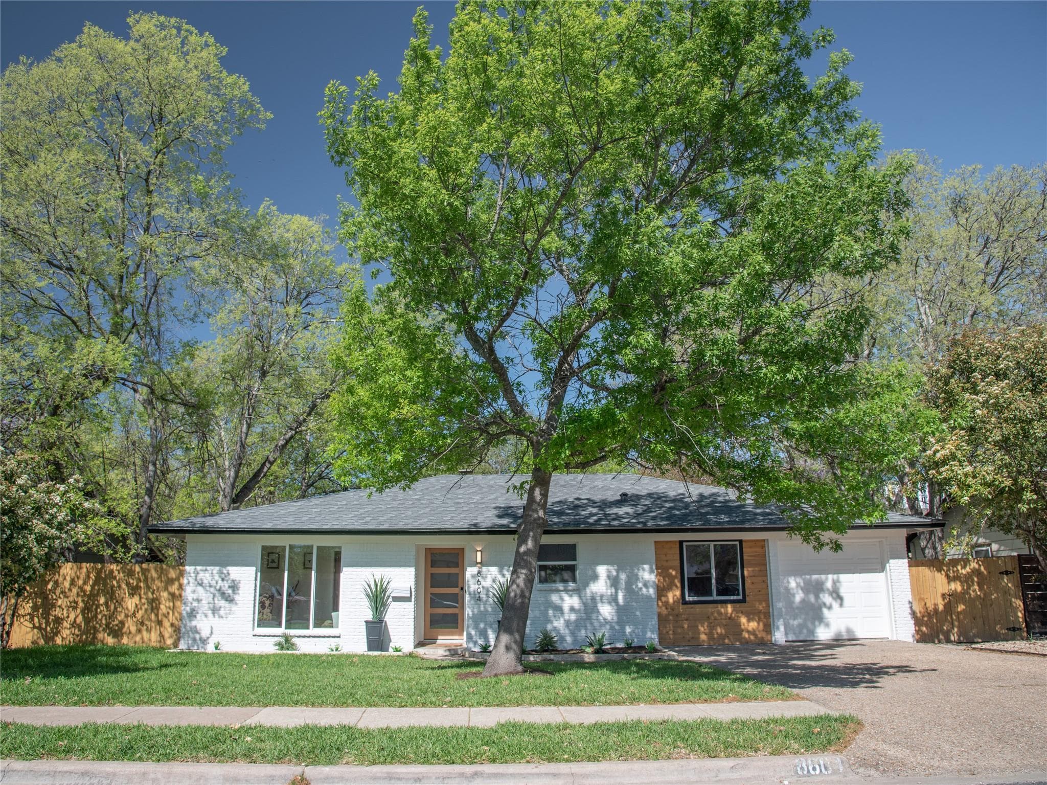 8604 Millway Dr