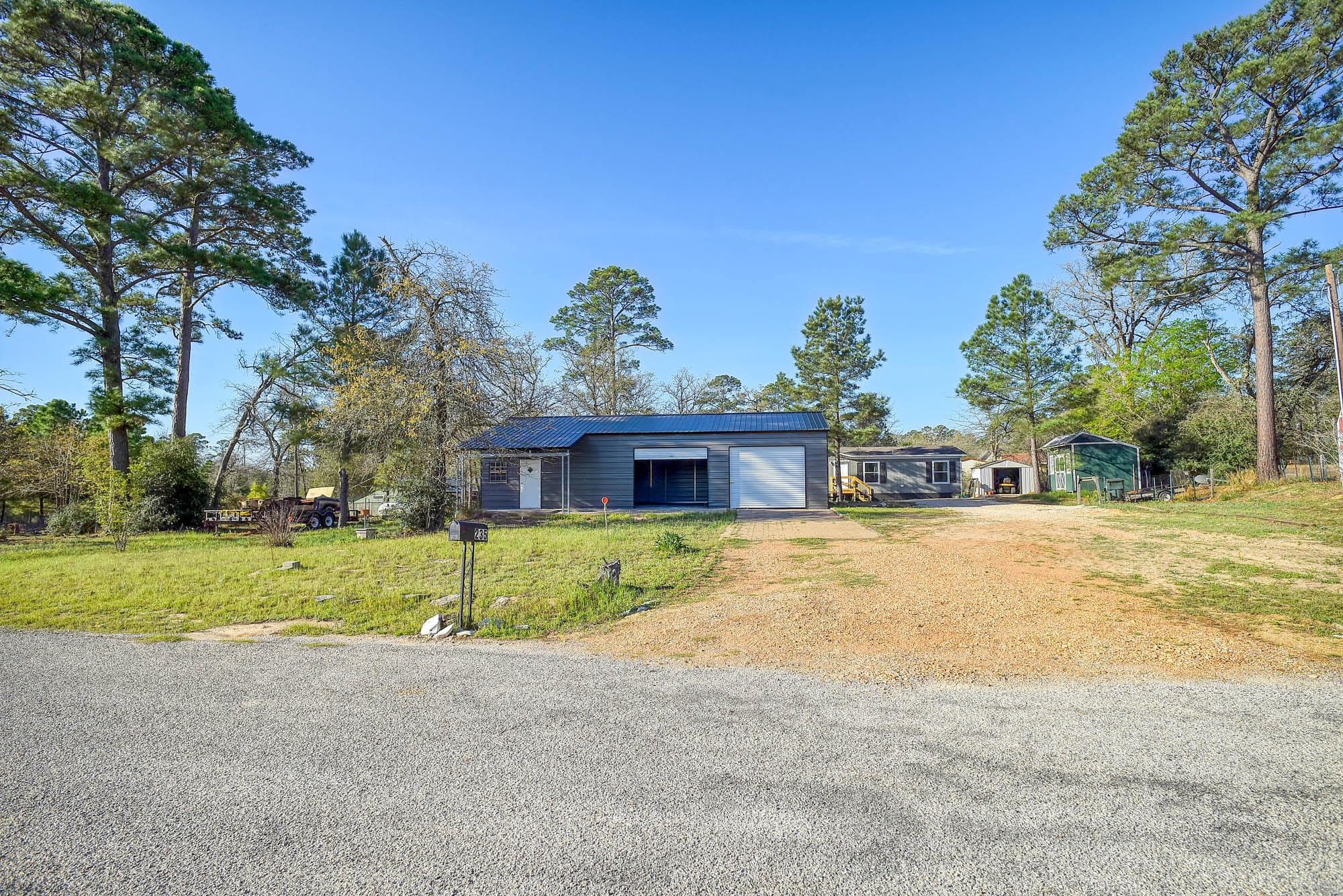 235 Pinehill Dr