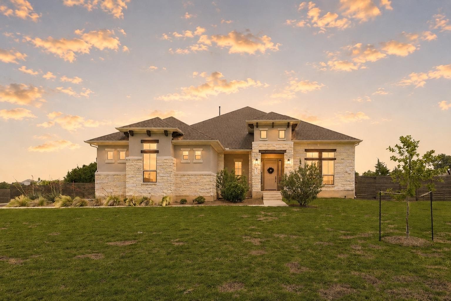 1937 Halflinger Ln