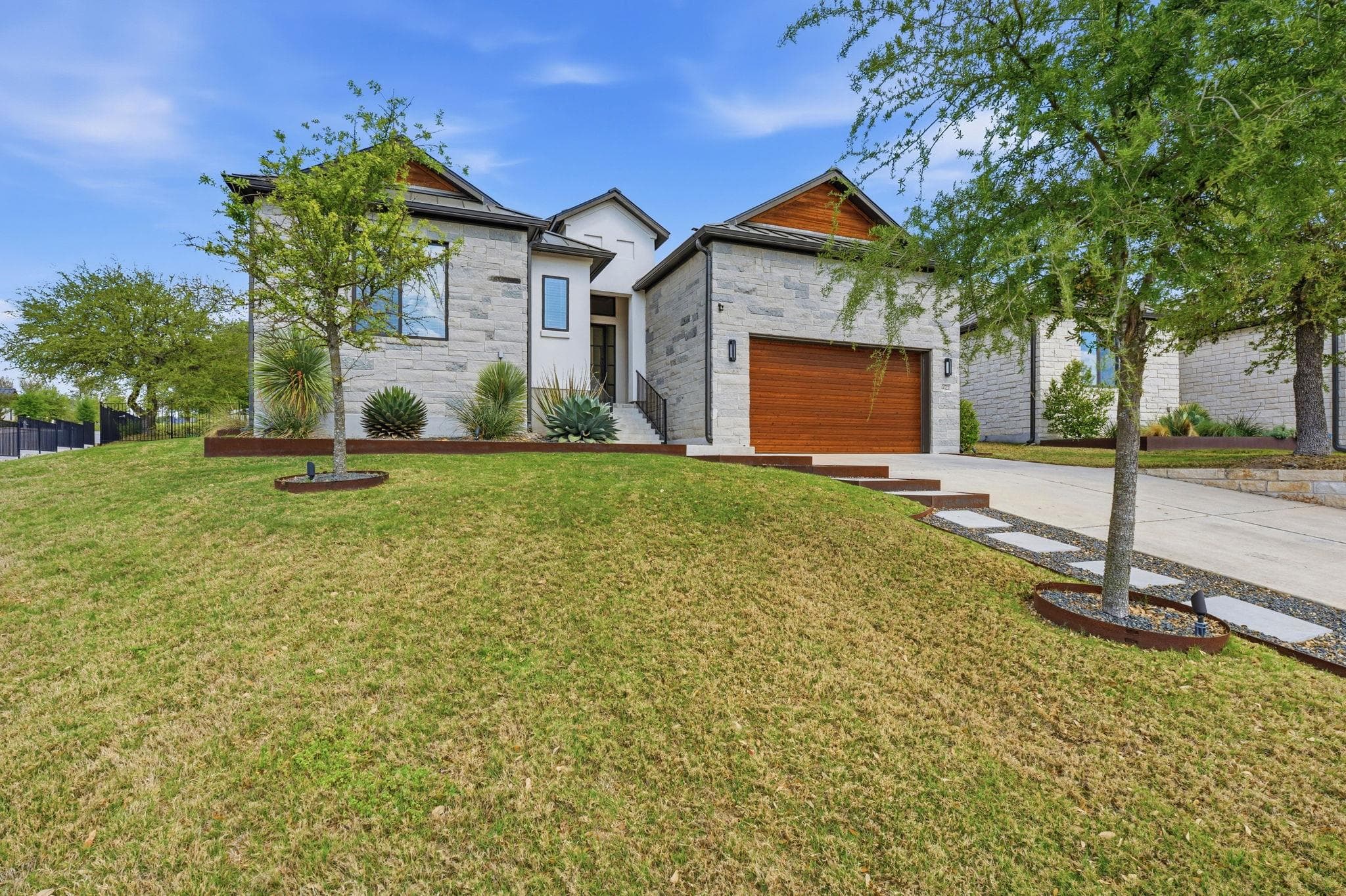 14721 Marchesa Dr