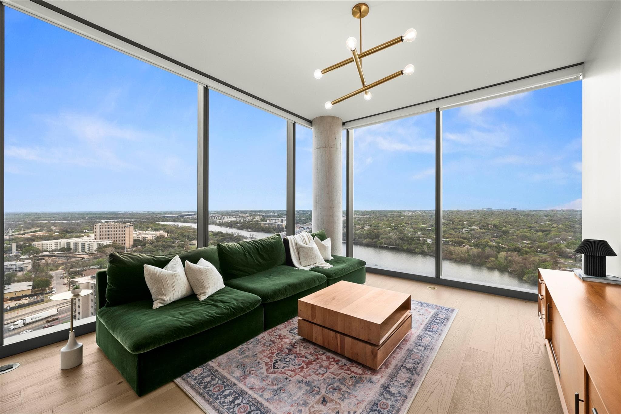 44 East Ave #2110