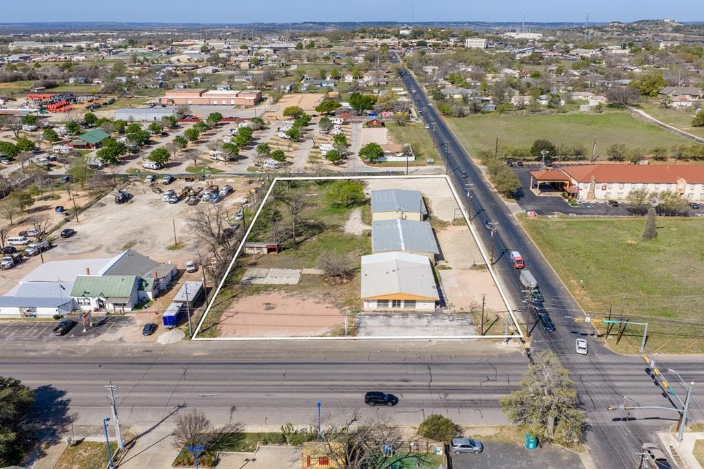 702 S Washington Hwy