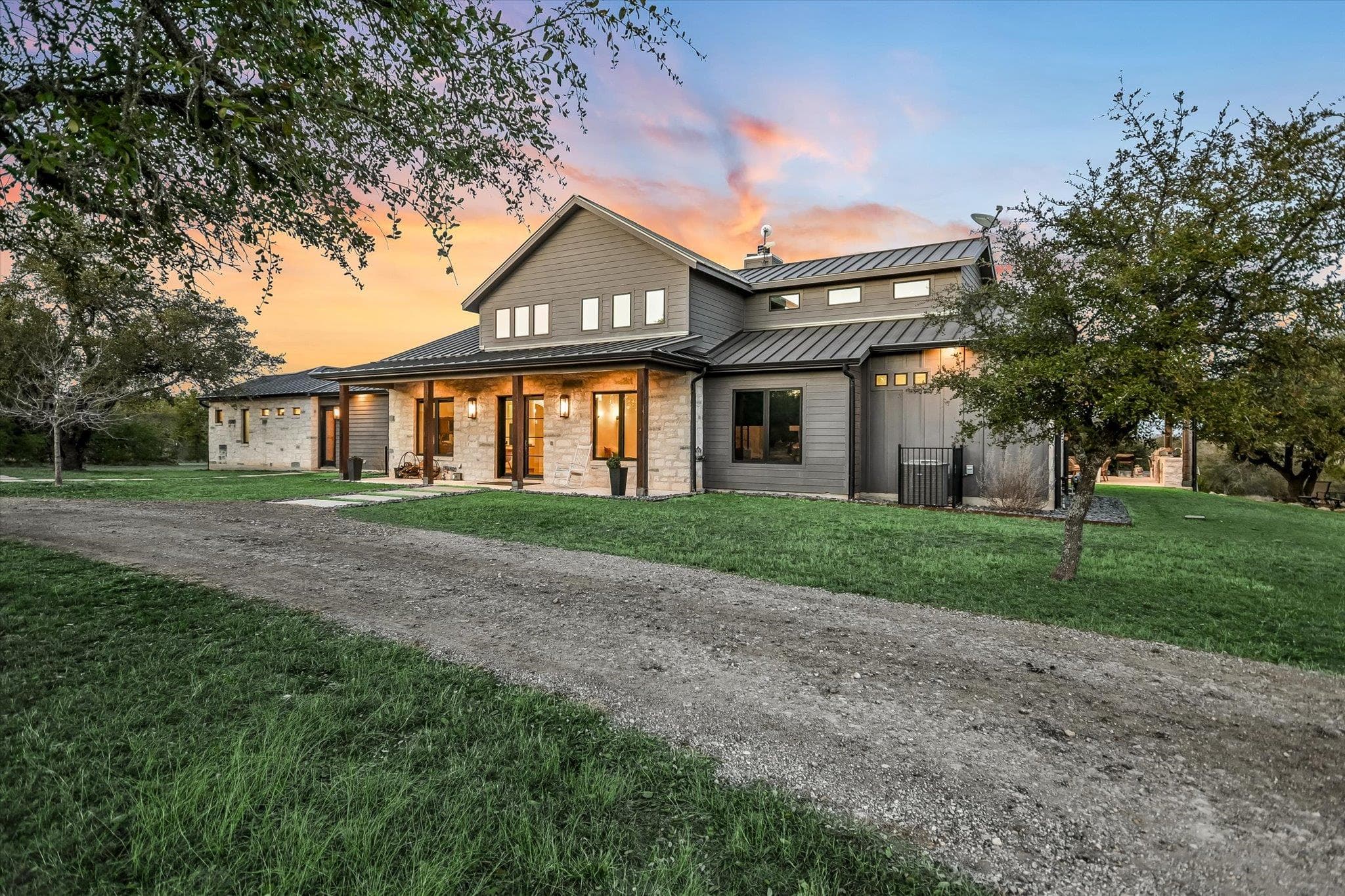 3340 Martin Rd