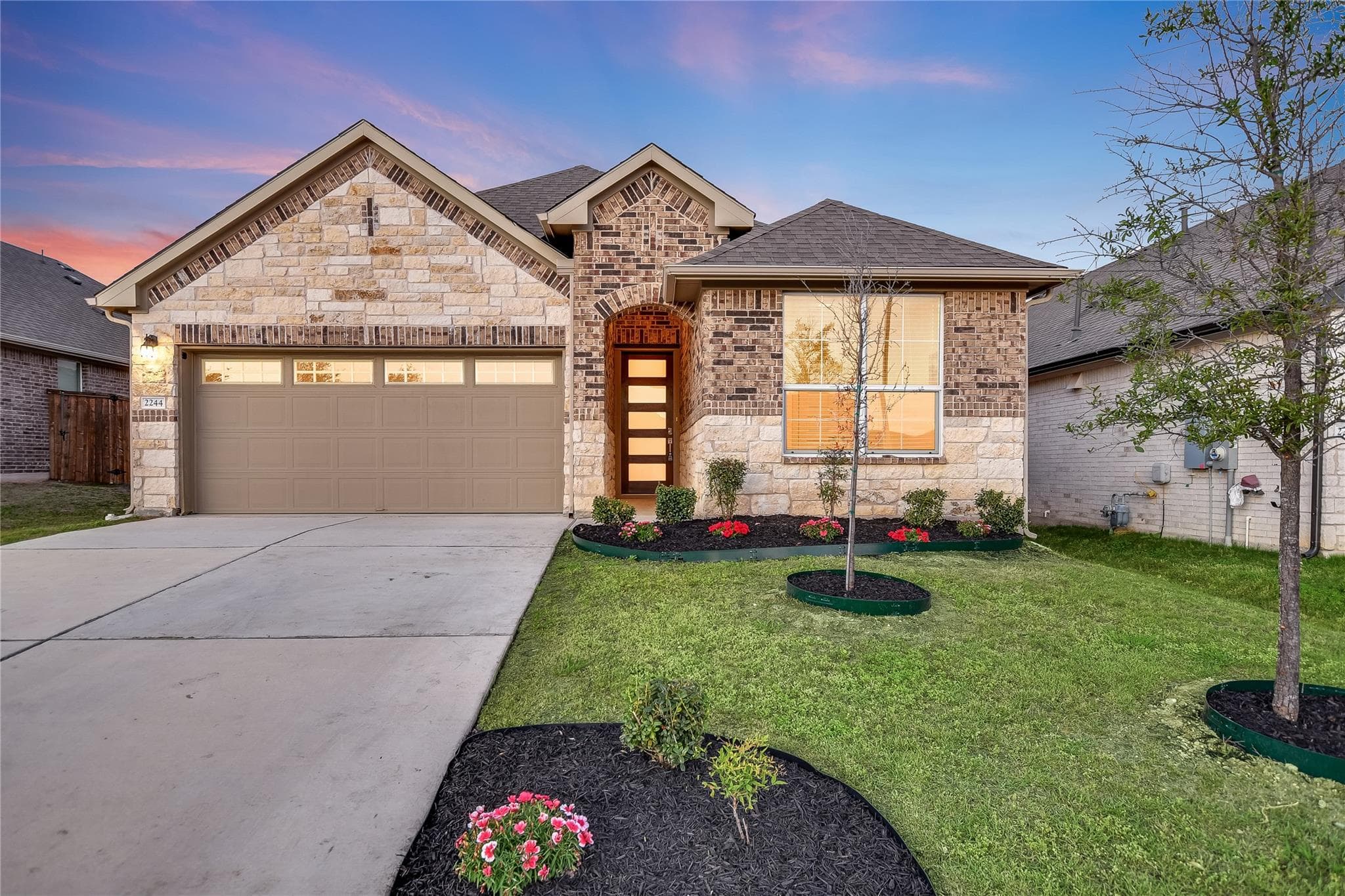 2244 Alamar Walk