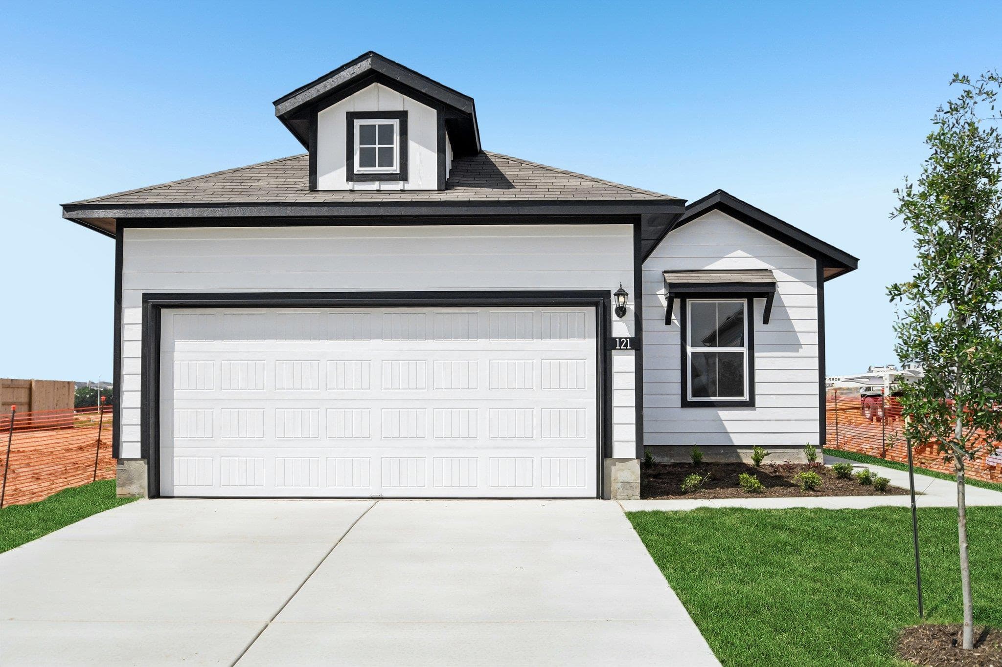 121 Adze Dr