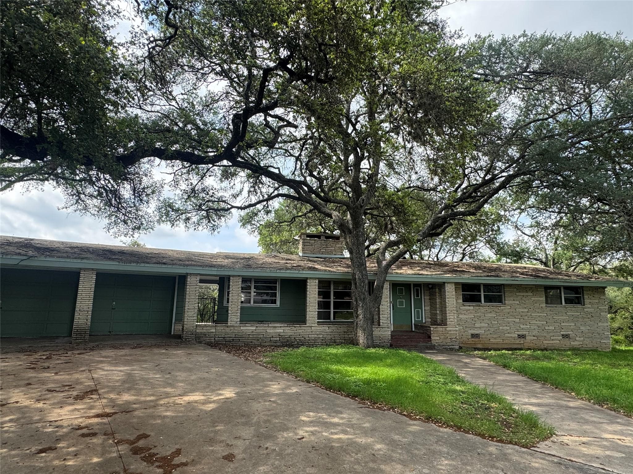 104 Chula Vista St