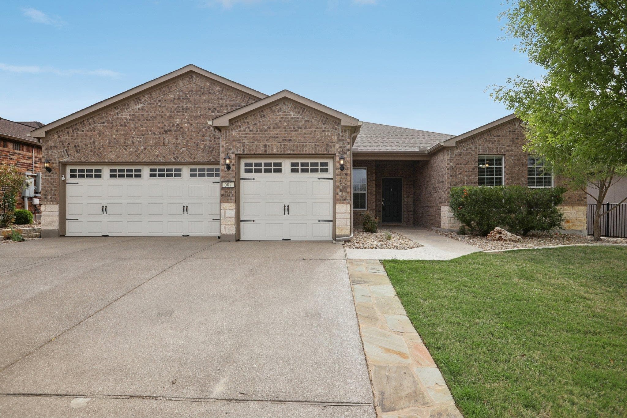 507 Davis Mountain Cir