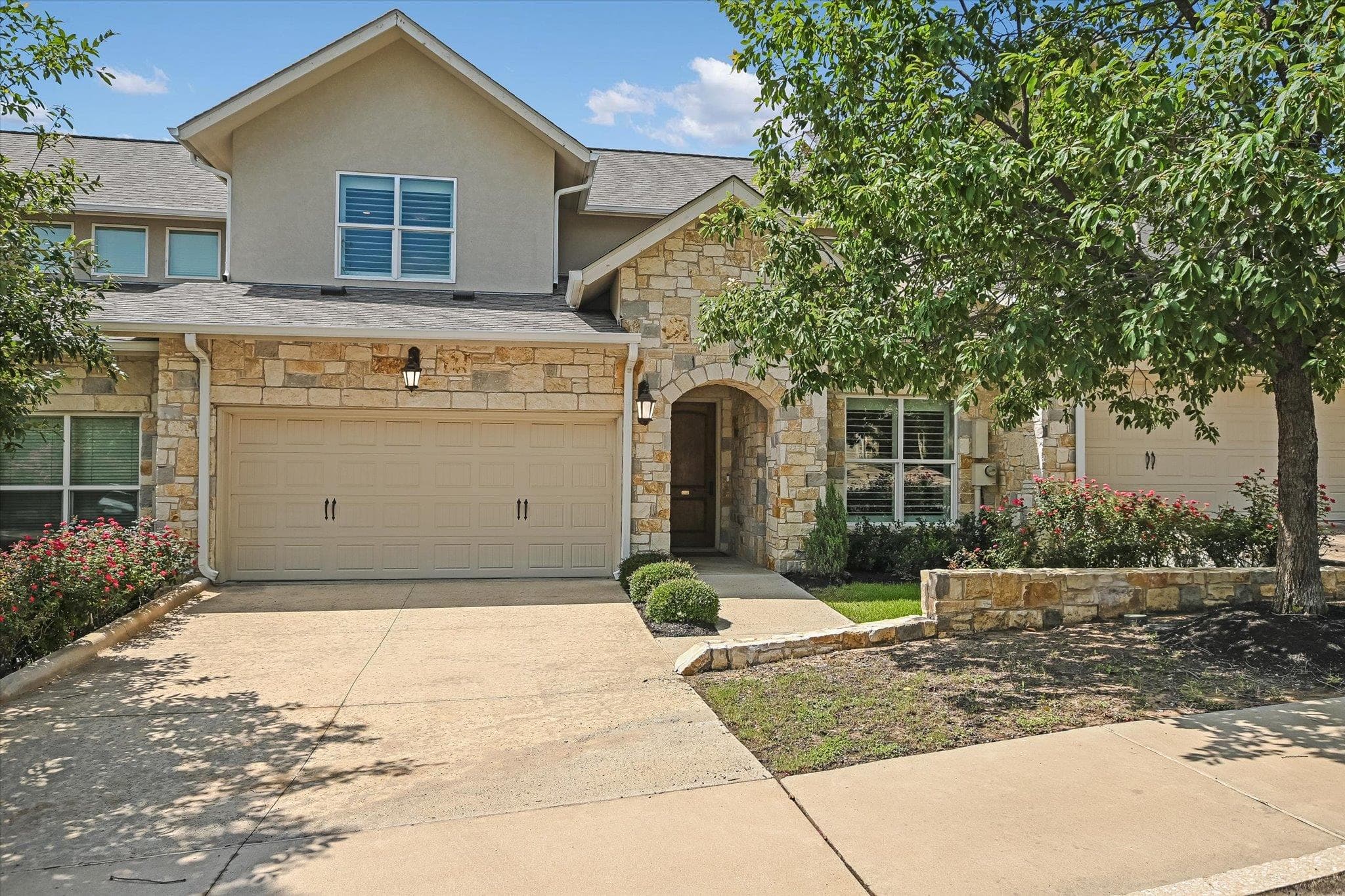 1218 Haven Ln #102