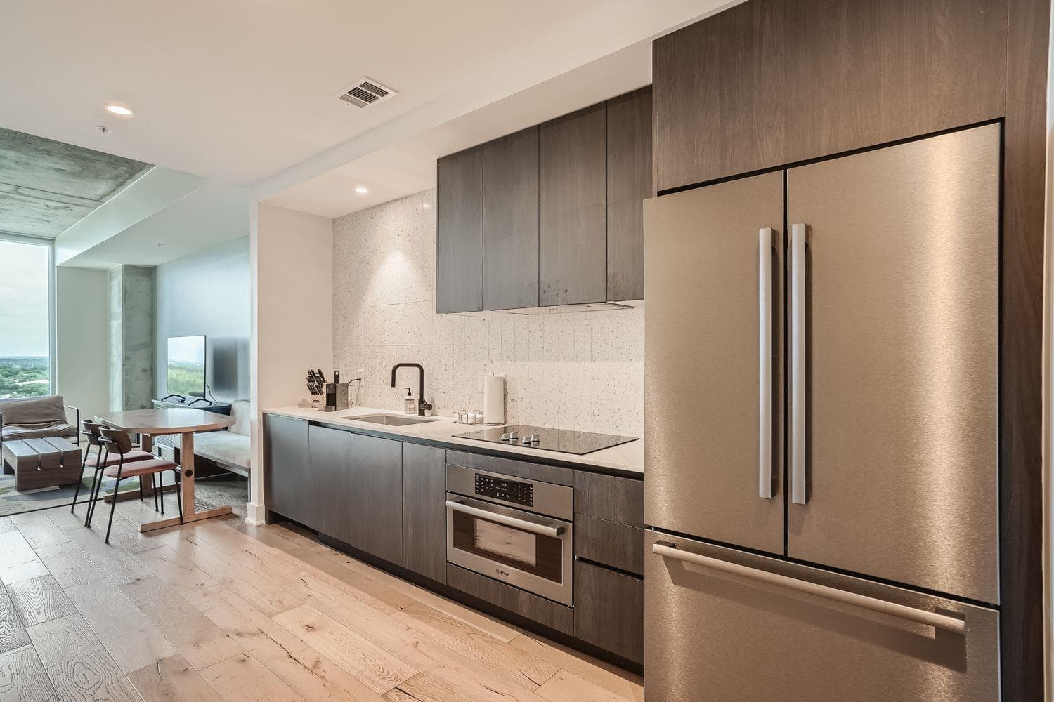 48 E East Ave #1706