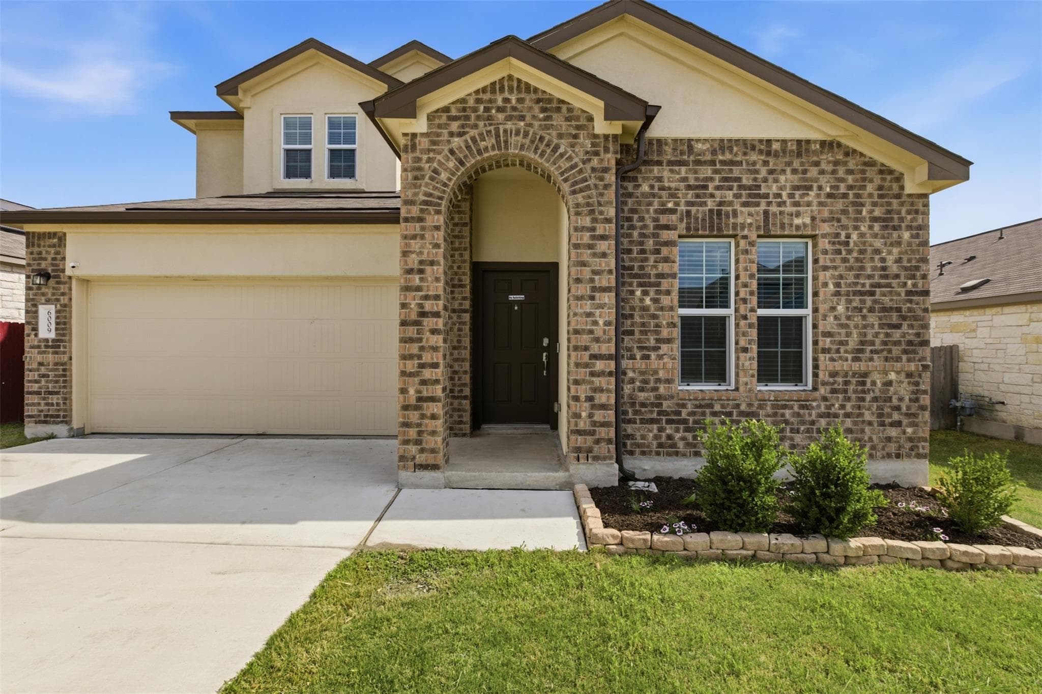 6009 Amalea Ln