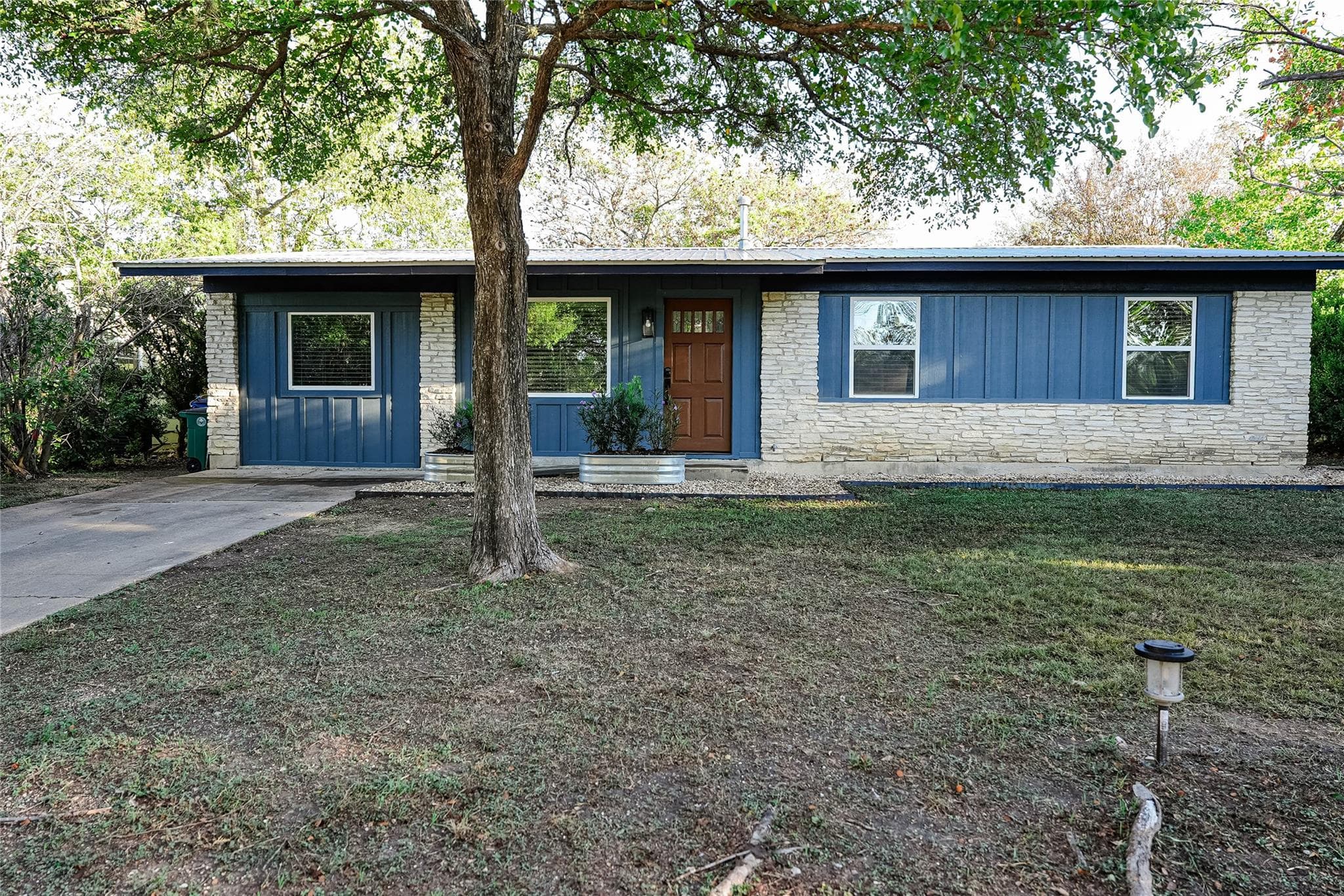 204 Chippendale Ave