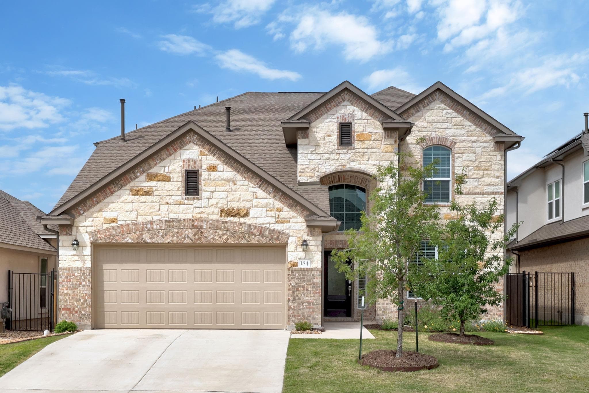 184 Lenera Dr