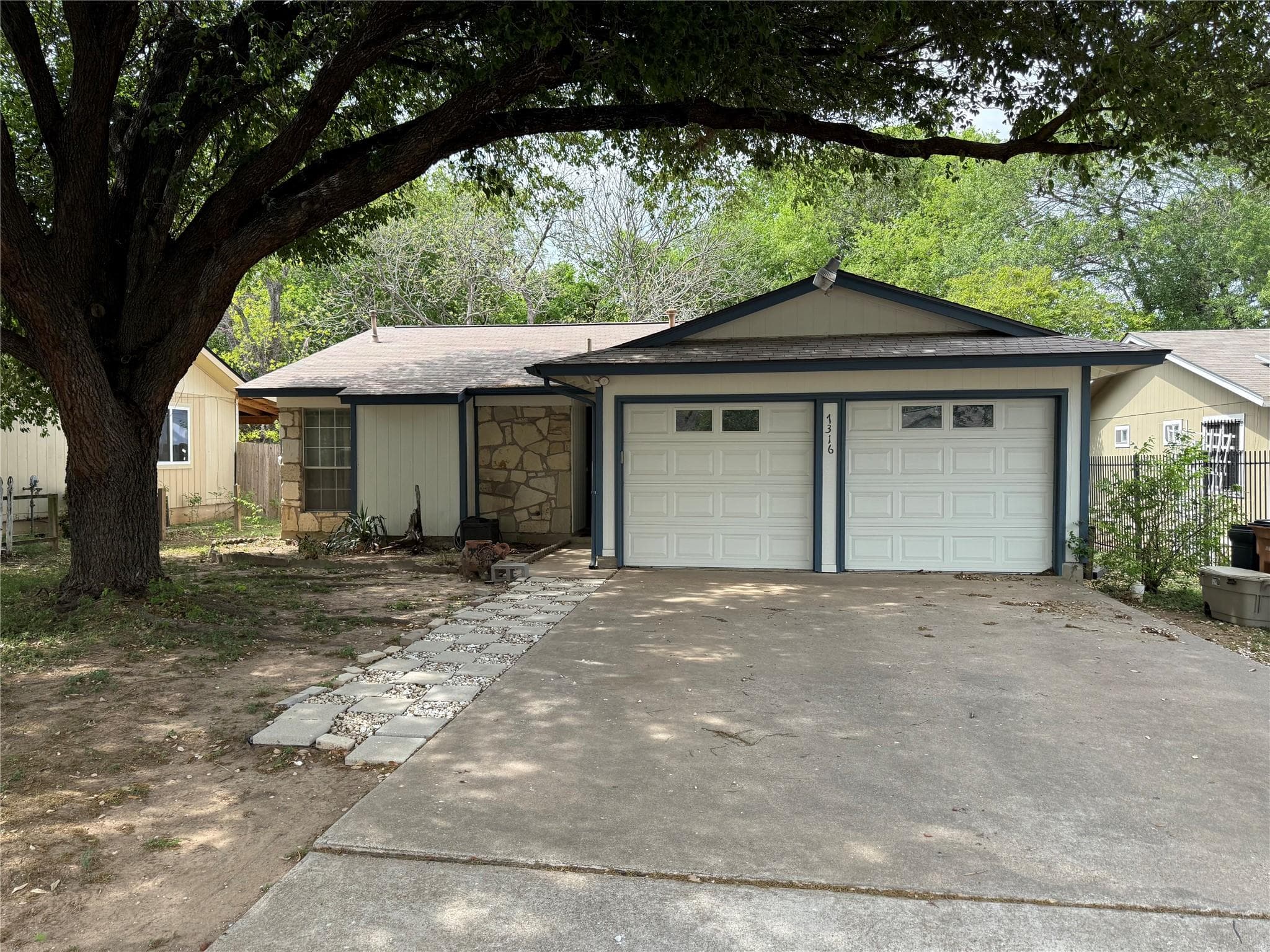 7316 Lake Charles Dr