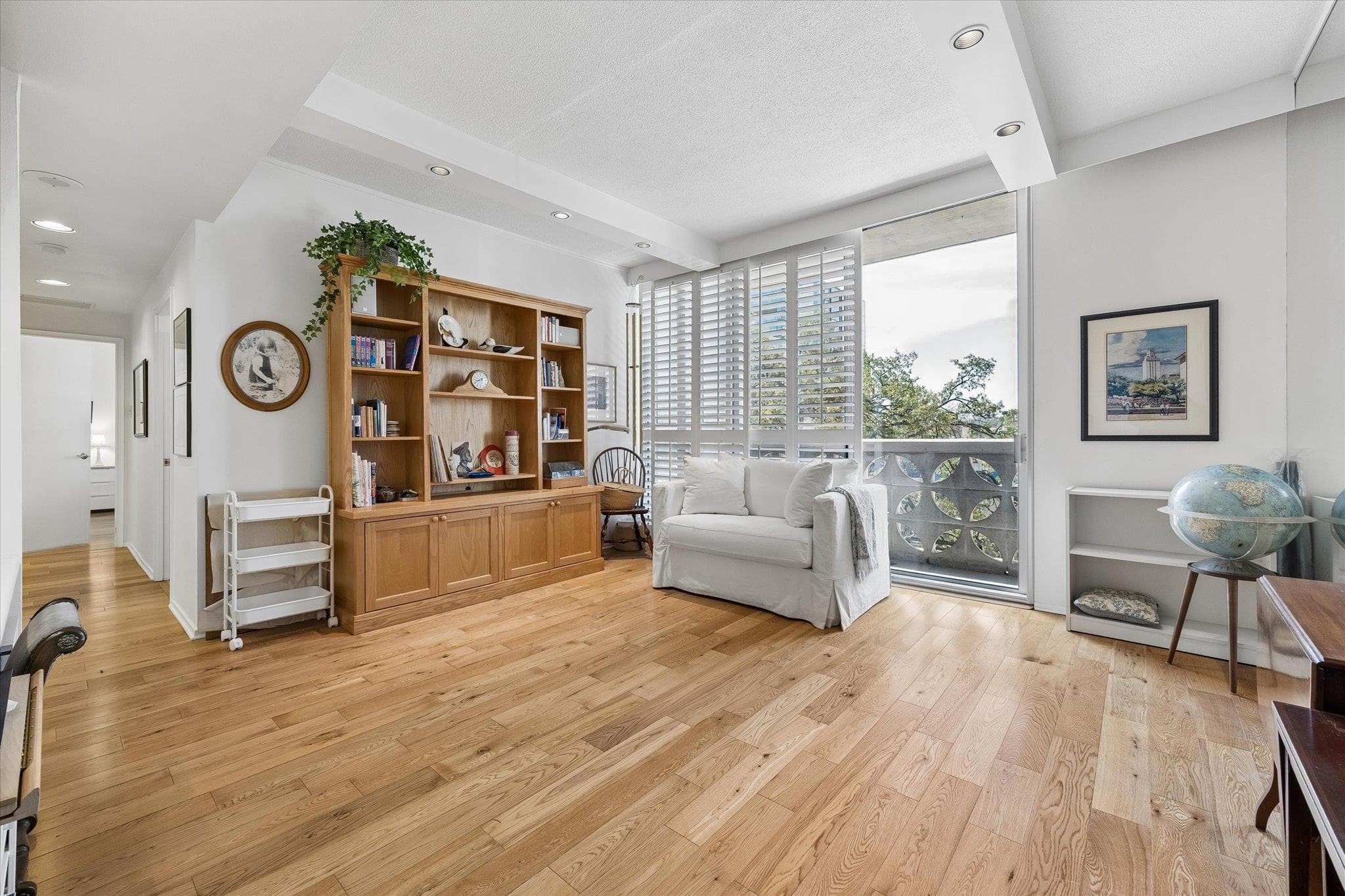 1801 Lavaca St #3M