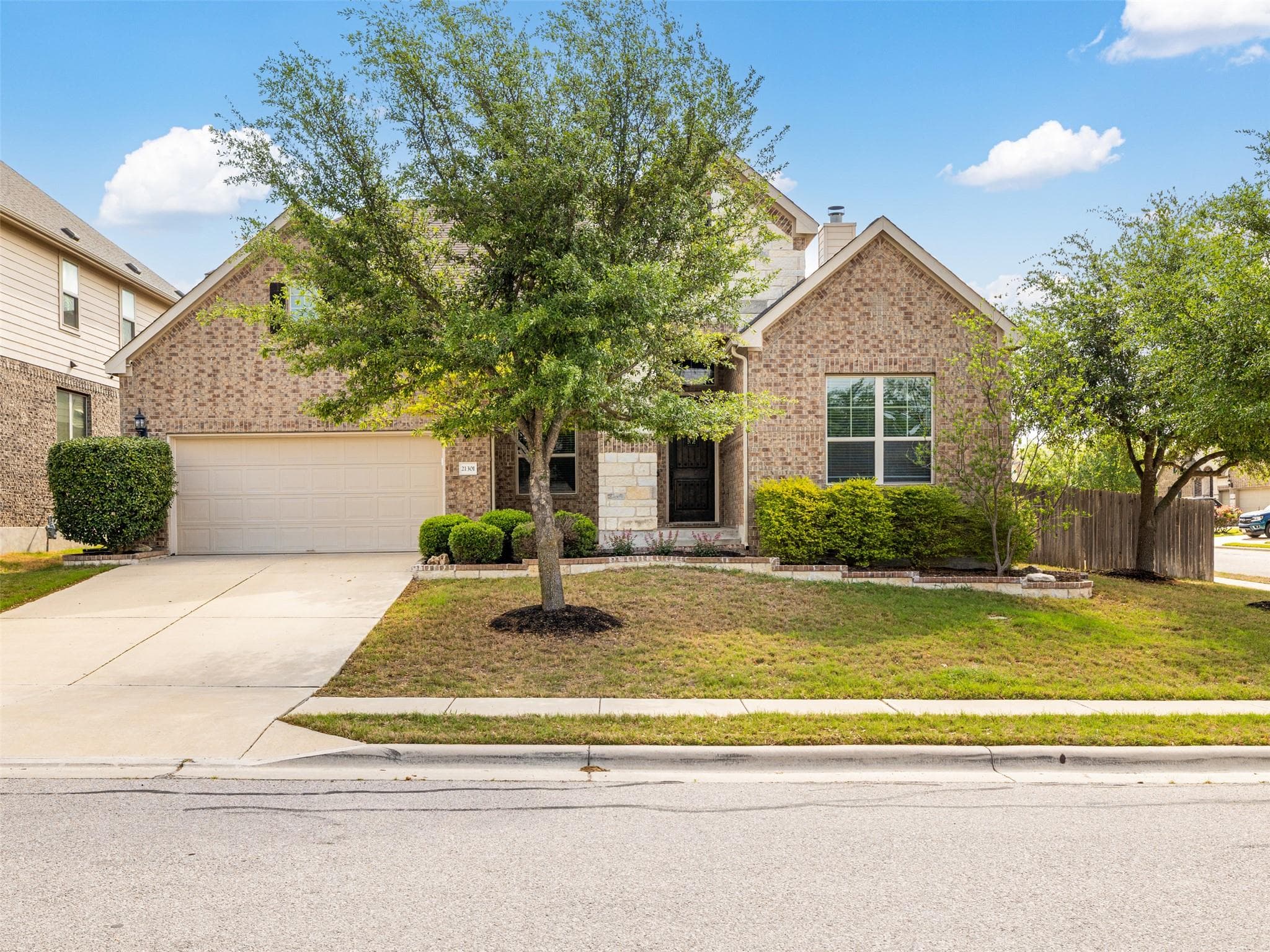 21301 Merveil Dr