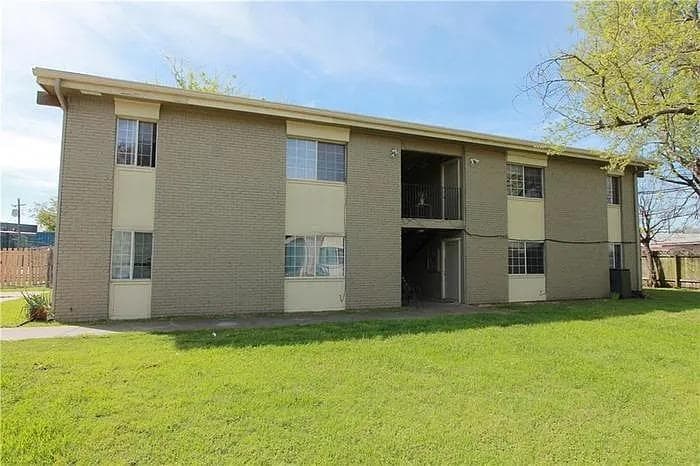 7206 Twin Crest Dr #201