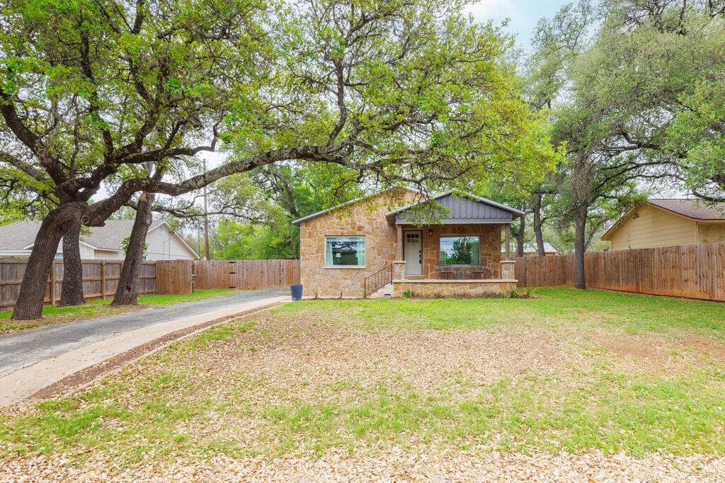 205 Old Austin Hwy