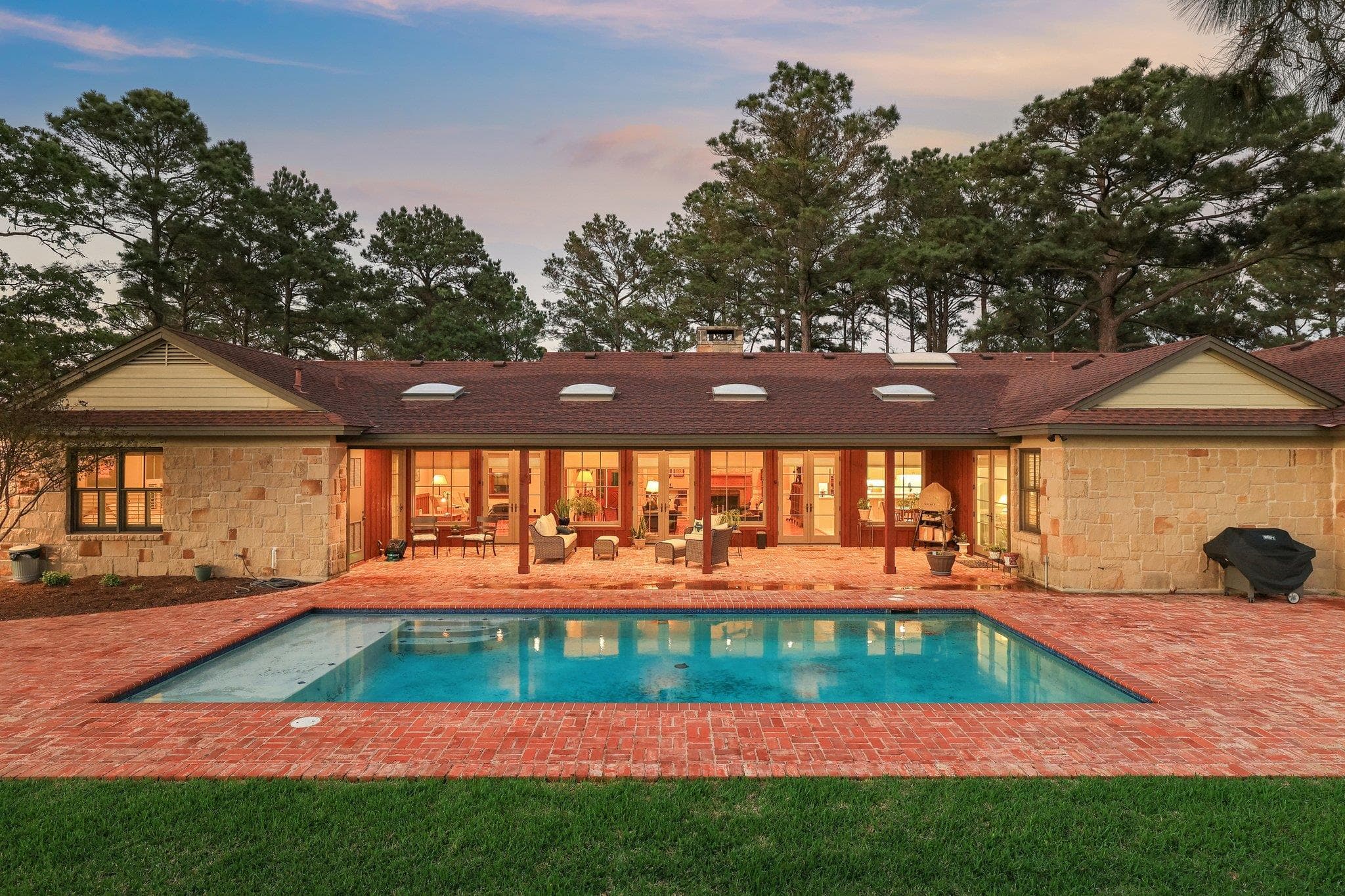 546 McAllister Rd