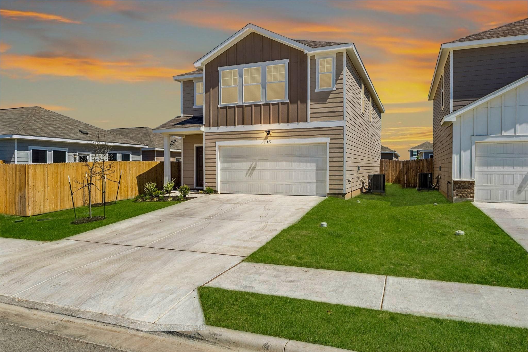 550 Thistle Ln